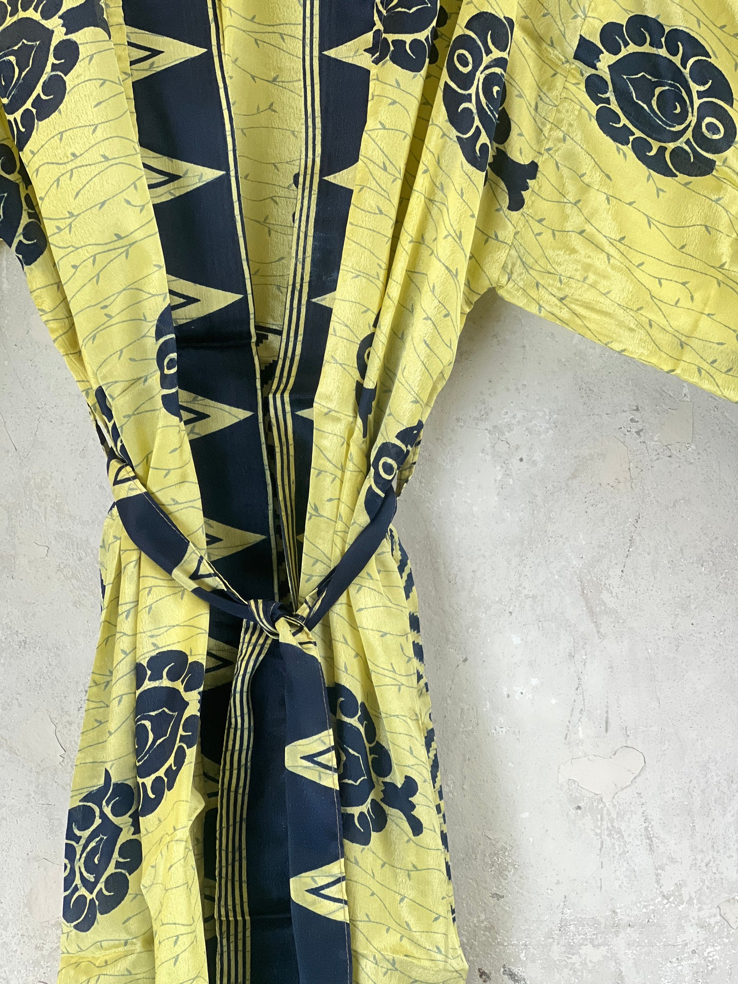Vintage Saree Silk Kimono / Duster - Short