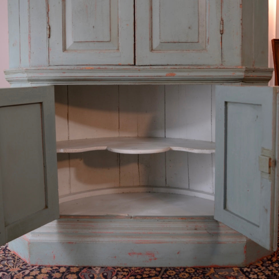 Architectural Barrel Back Painted Corner Cabinet c1810