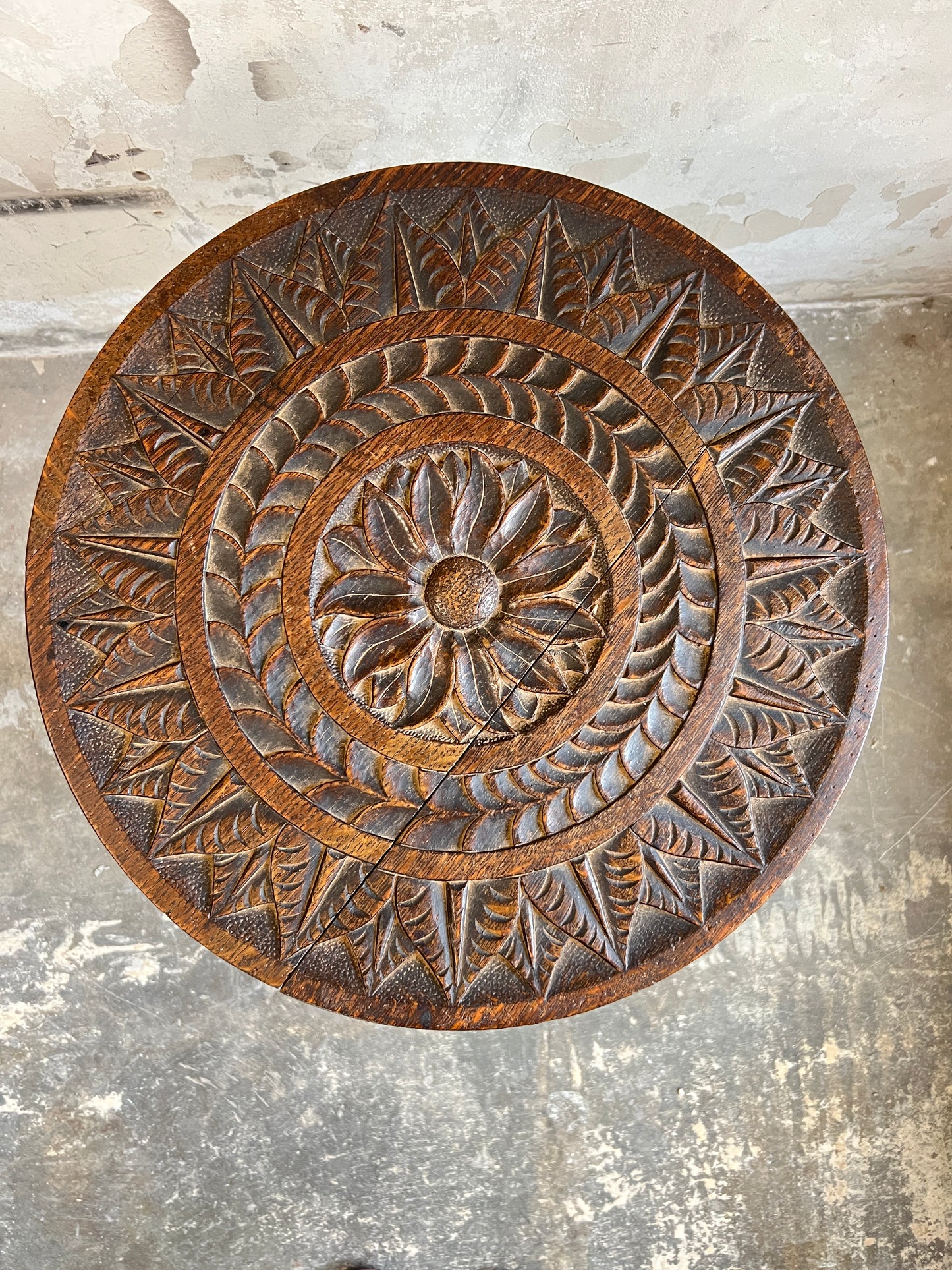 19thC Carved Oak Side Table with Bobbin Legs