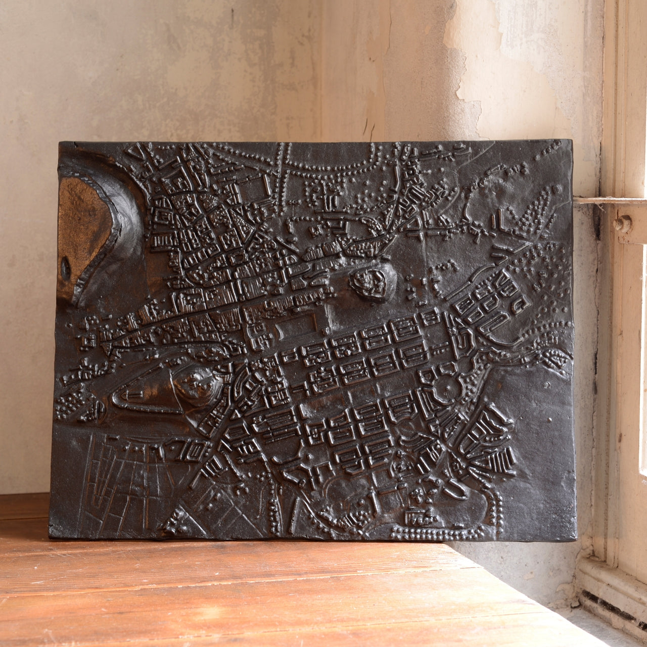 A Cast Iron Street Map of 1830s Edinburgh