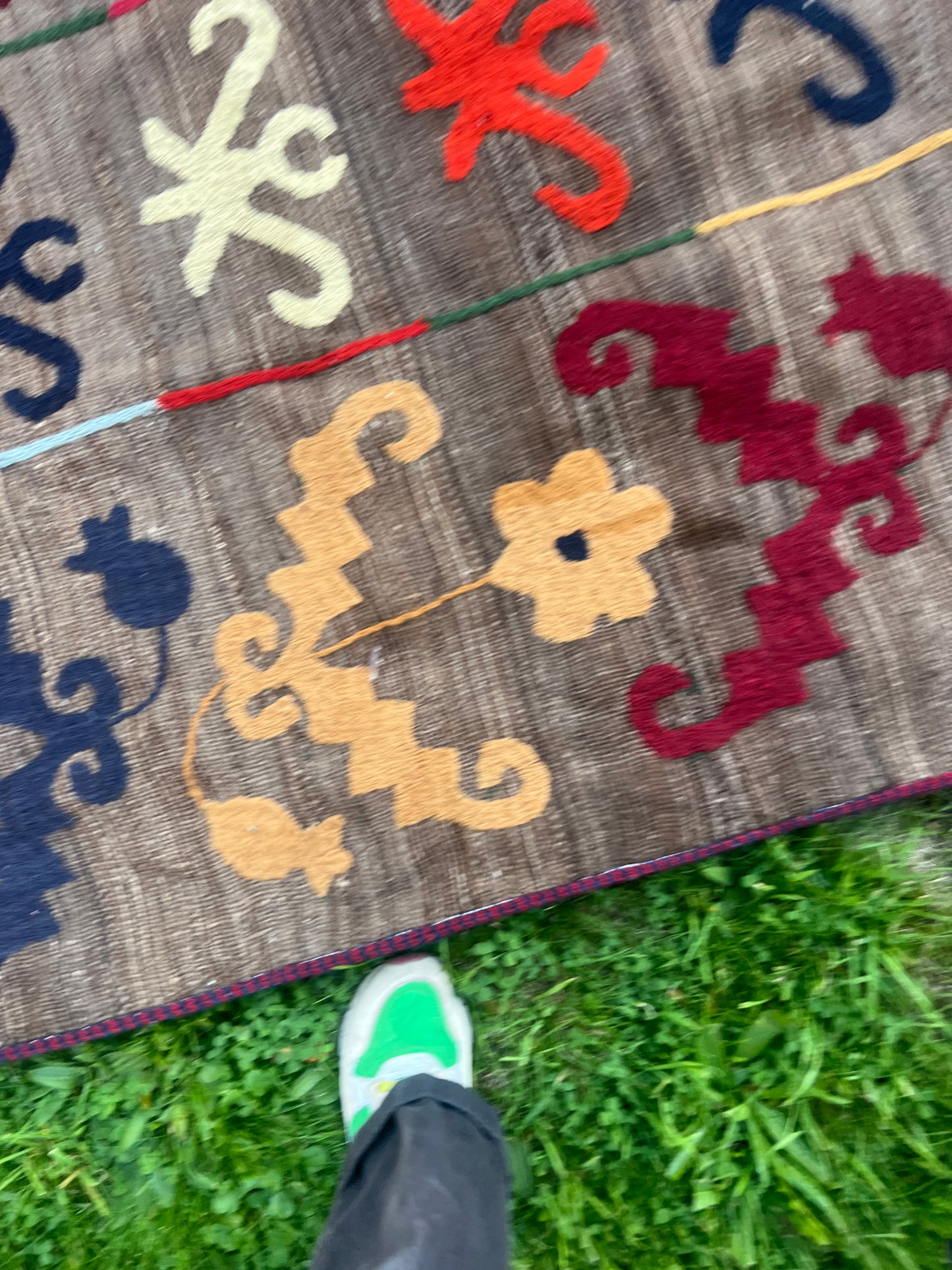Handmade Wool Traditional Suzani Uzbeki Kilim Rug - 382cm by 260cm - No 2