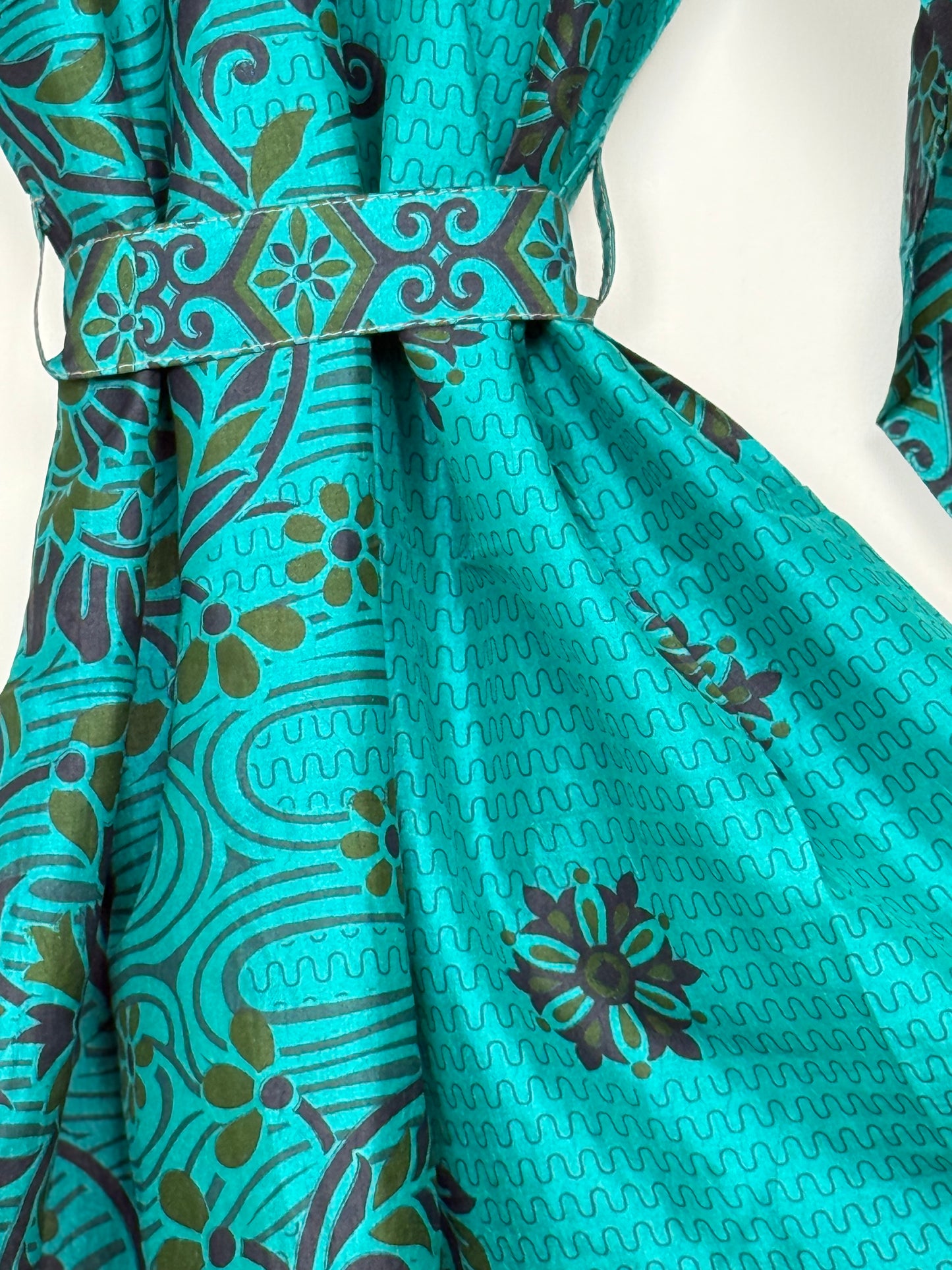 Vintage Saree Silk Kimono / Duster - Long