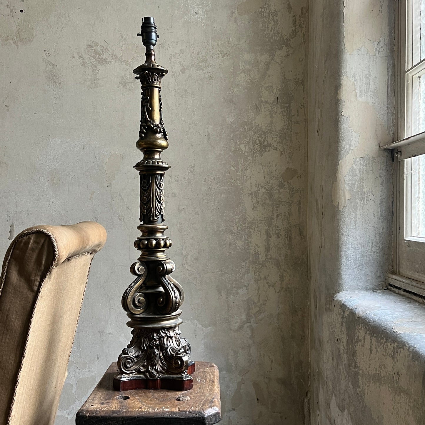 19th Century Gilt Brass Column Table Lamp