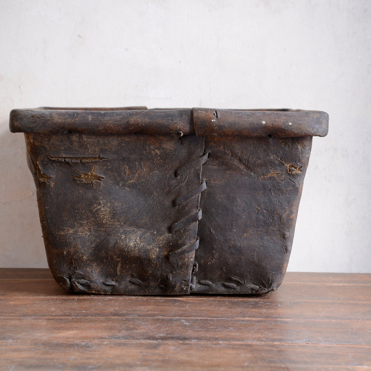 19th Century Buffalo Rawhide Mill Bucket - No 119/Name