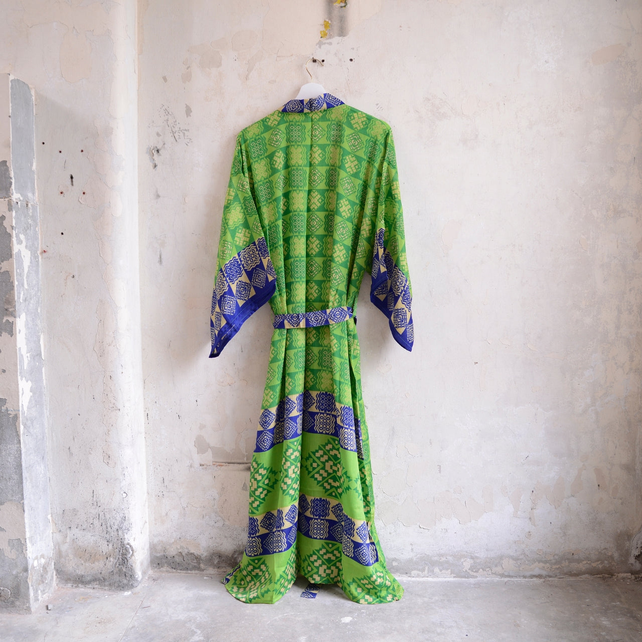 Vintage Saree Silk Kimono / Duster - Long