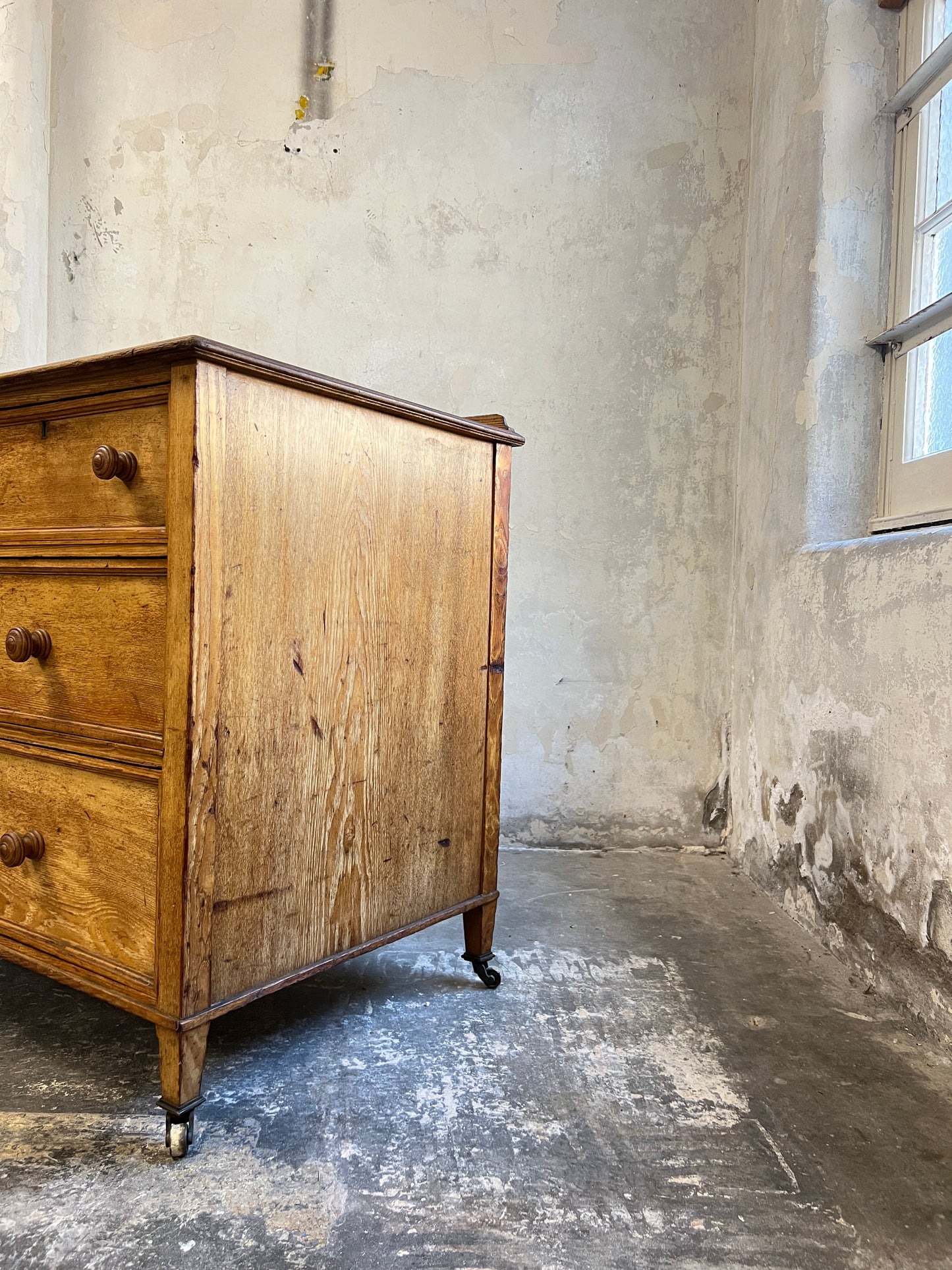 19thC Ash Chest of Drawers