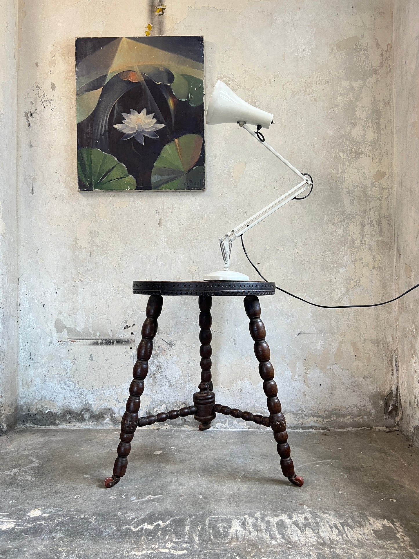 19thC Carved Oak Side Table with Bobbin Legs