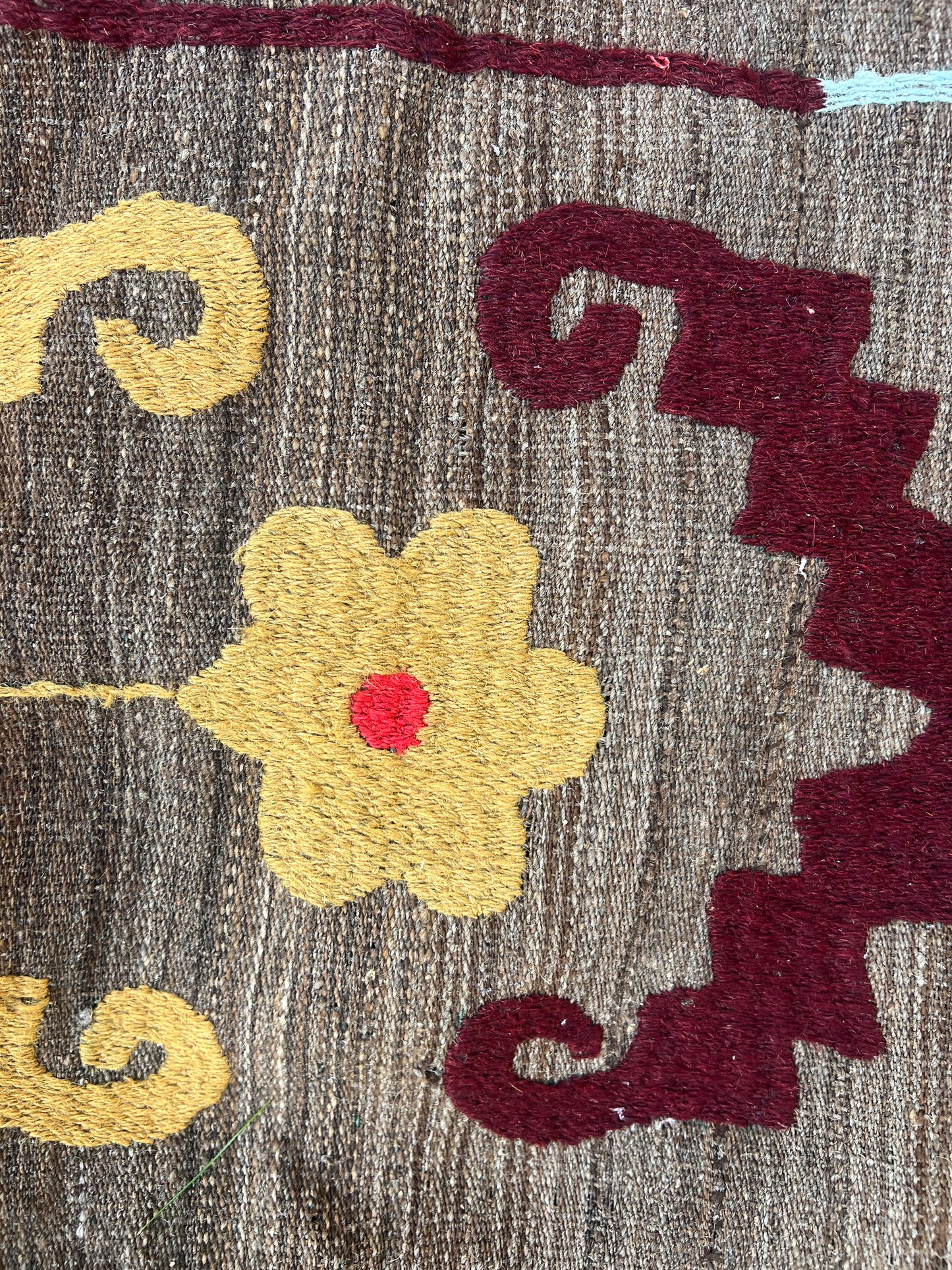 Handmade Wool Traditional Suzani Uzbeki Kilim Rug - 382cm by 260cm - No 2