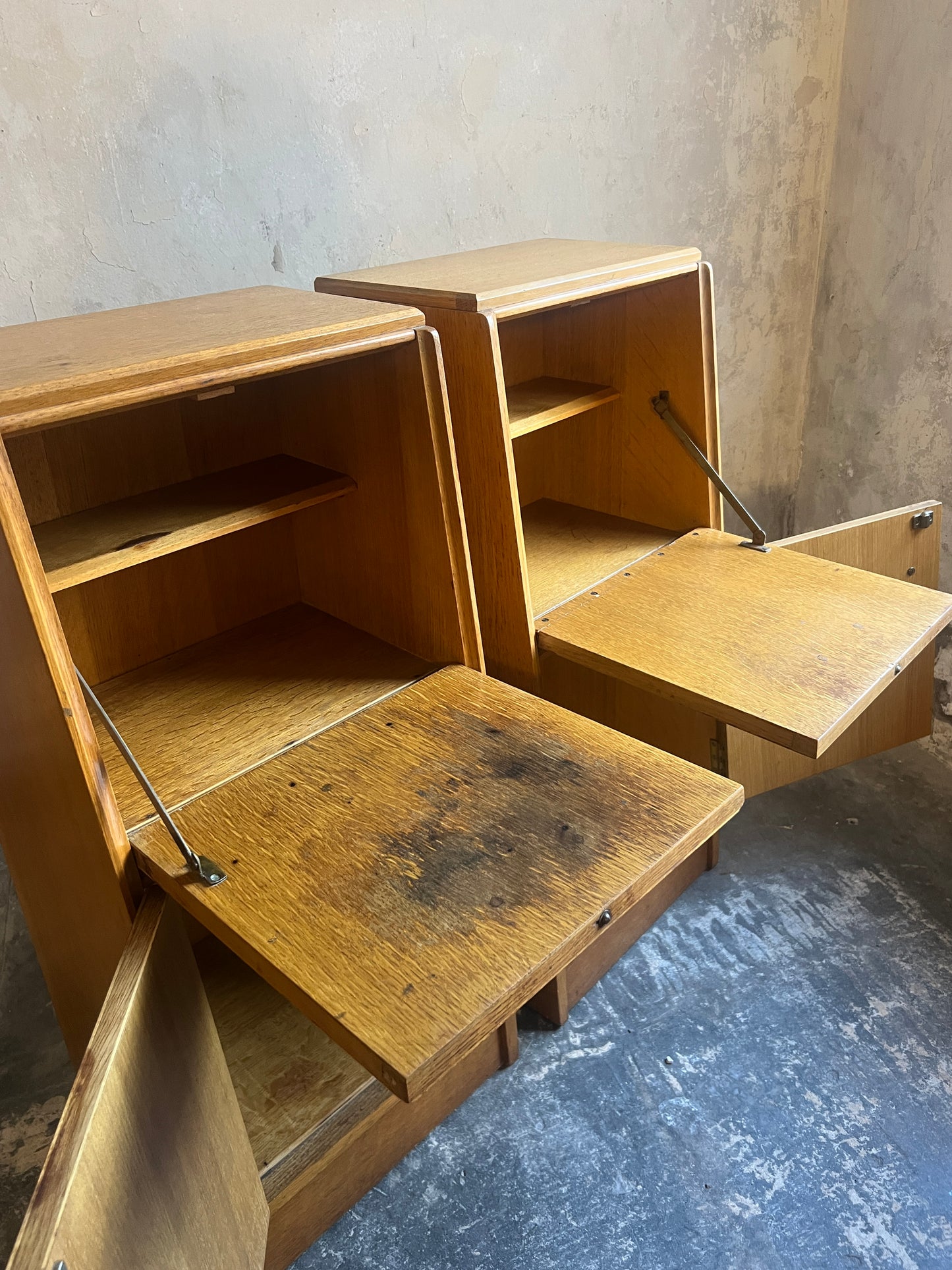 Pair E Gomme G Plan Oak Brandon Bedsides