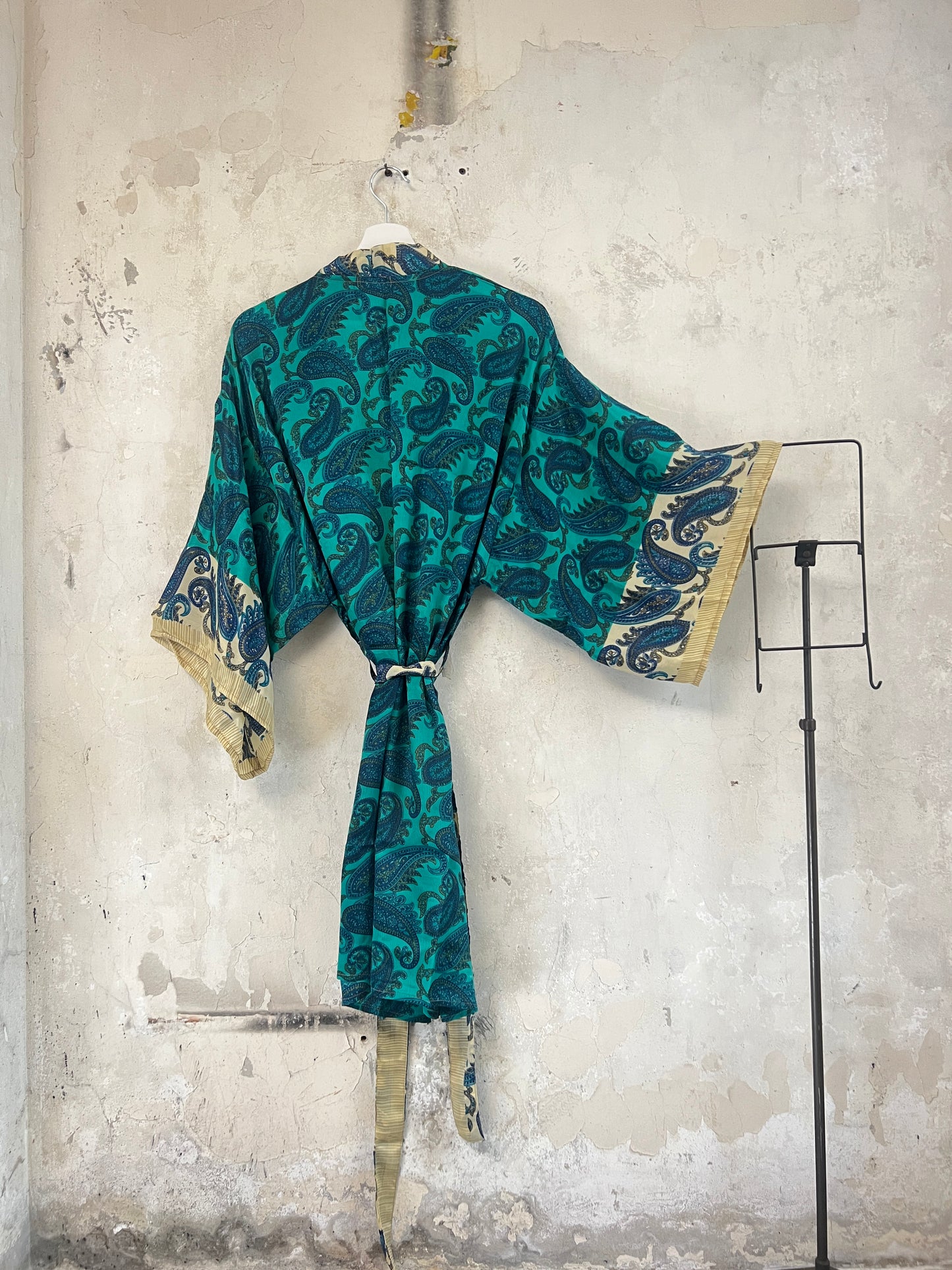 Vintage Saree Silk Kimono / Duster - Short