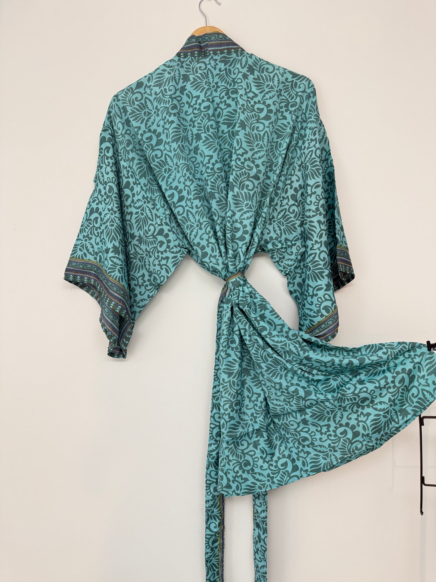 Vintage Saree Silk Kimono / Duster - Short