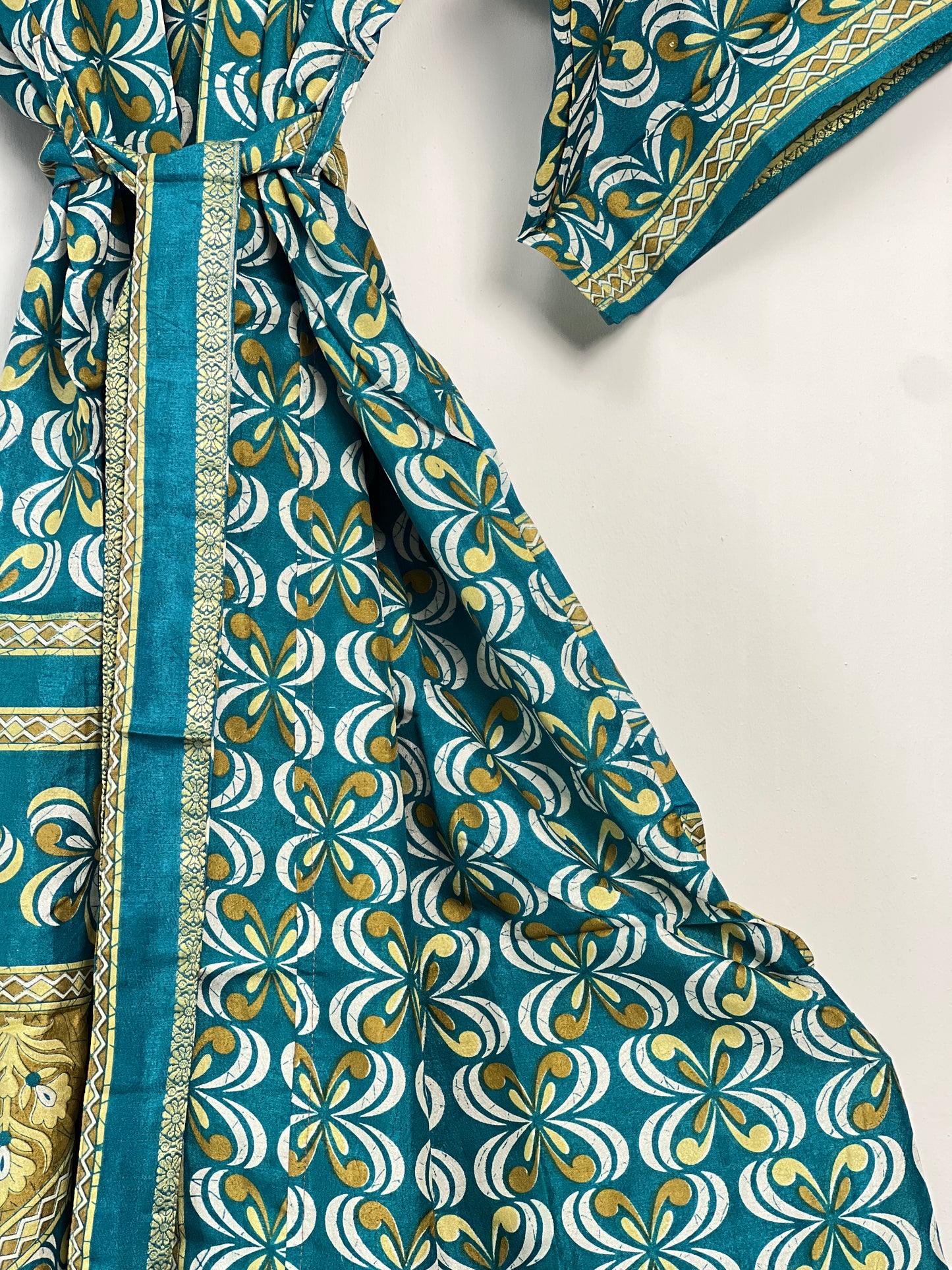Vintage Saree Silk Kimono / Duster - Long