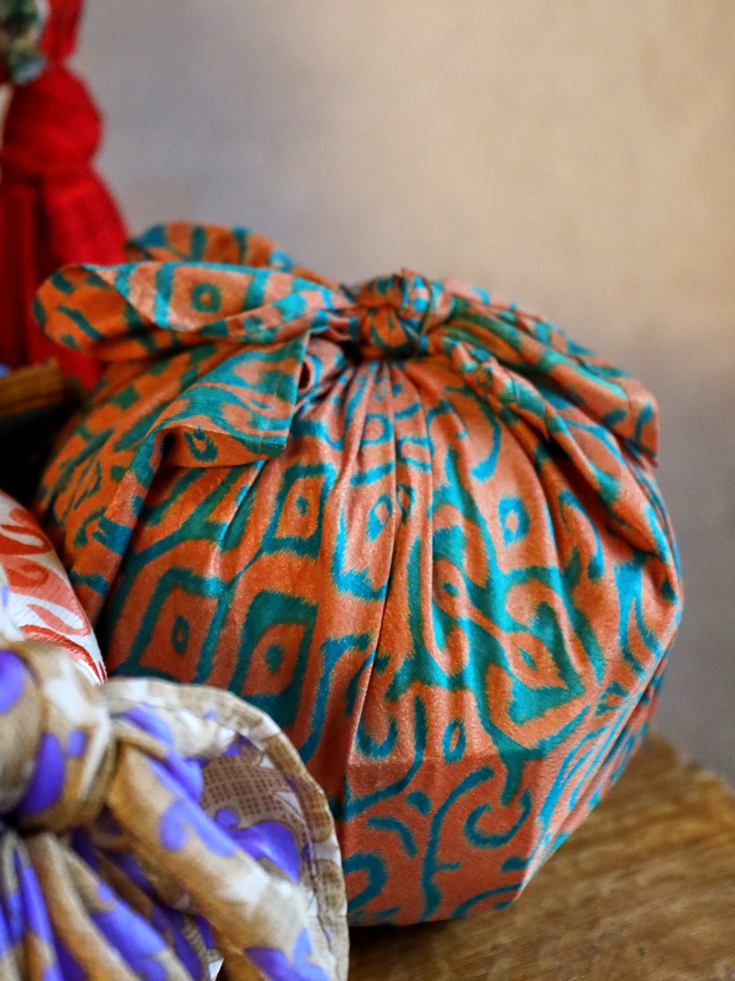 Set of 5 or 10 - Vintage Saree Silk Furoshiki 60cm Wrapping Cloths Squares Scarfs