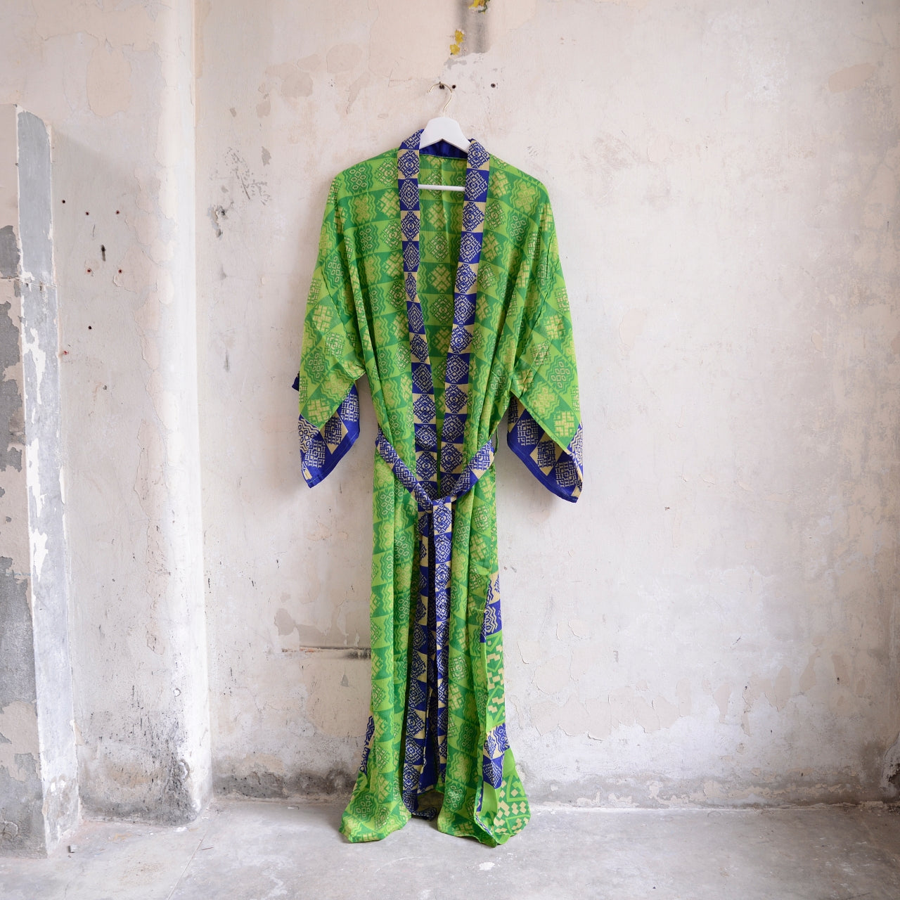 Vintage Saree Silk Kimono / Duster - Long