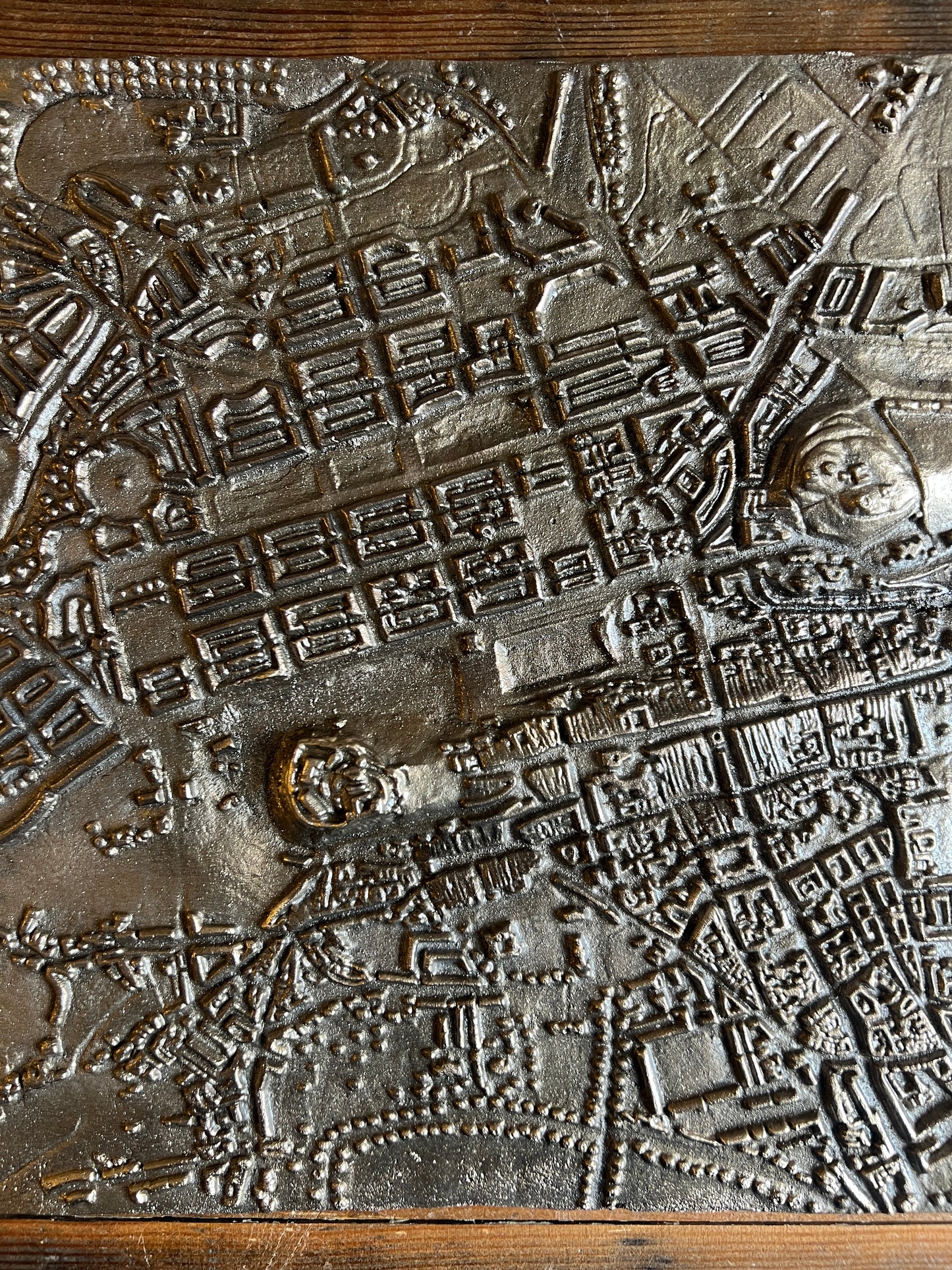 Bronze Street Map of 1830s Edinburgh