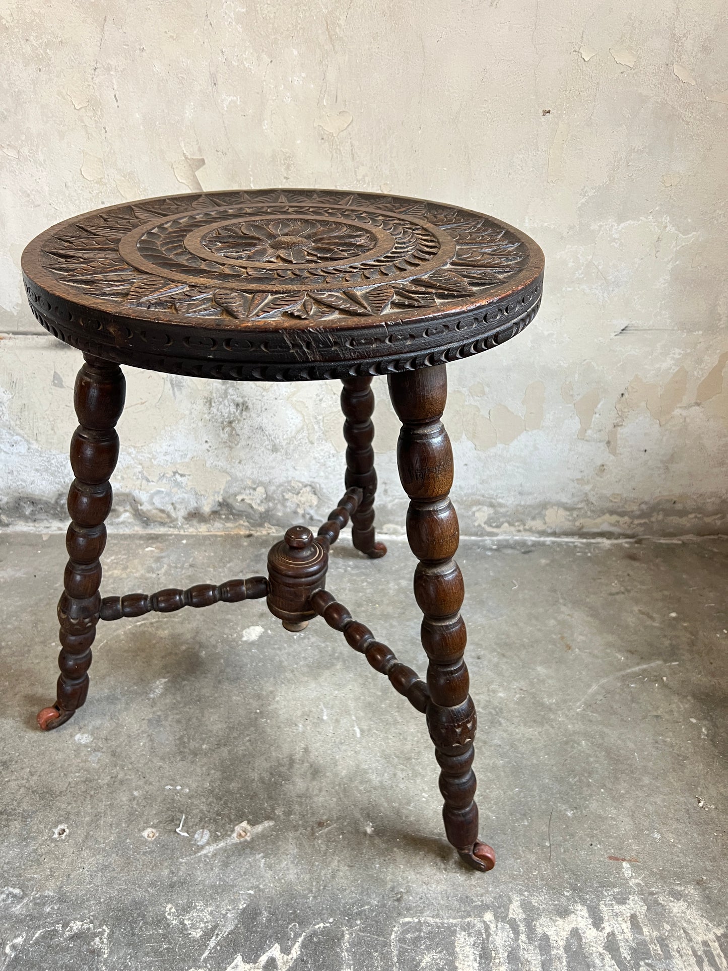 19thC Carved Oak Side Table with Bobbin Legs