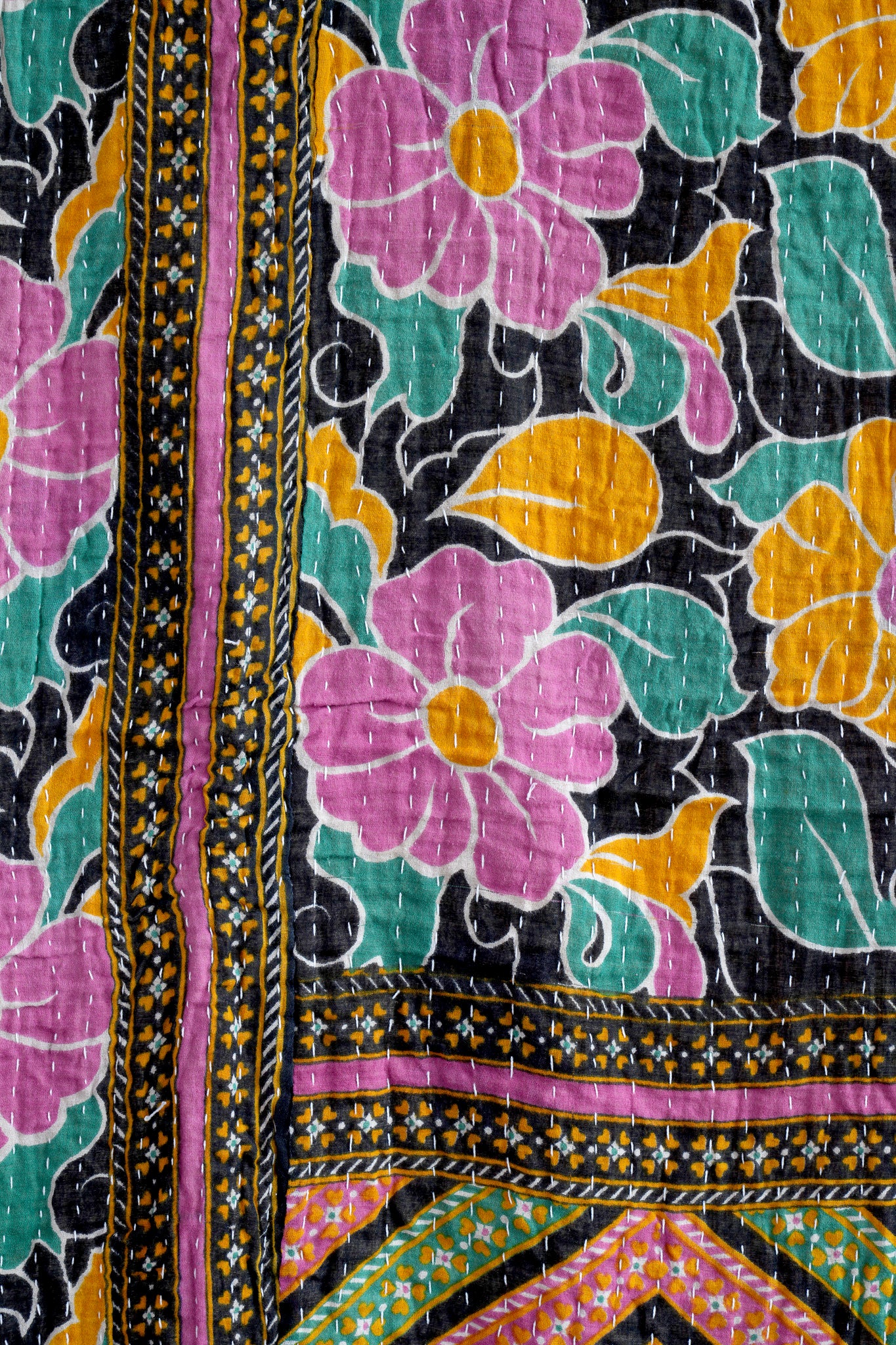 A Unique Vintage Cotton Kantha Quilt ~ 070