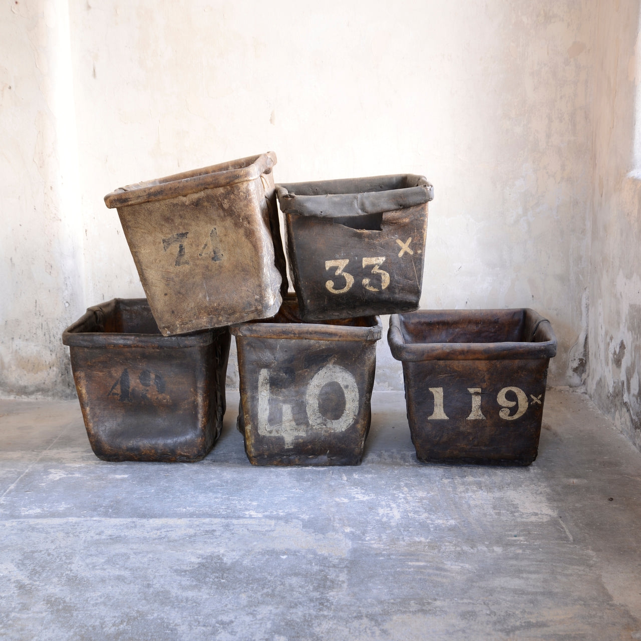 19th Century Buffalo Rawhide Mill Bucket - No 119/Name