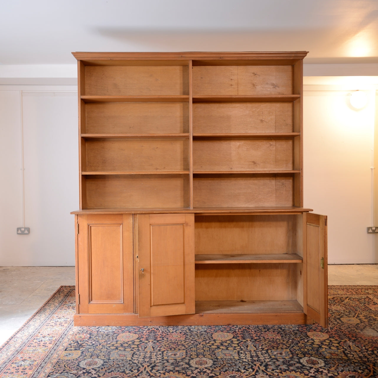 Early 20thC Open Topped Bookcase with Cupboards