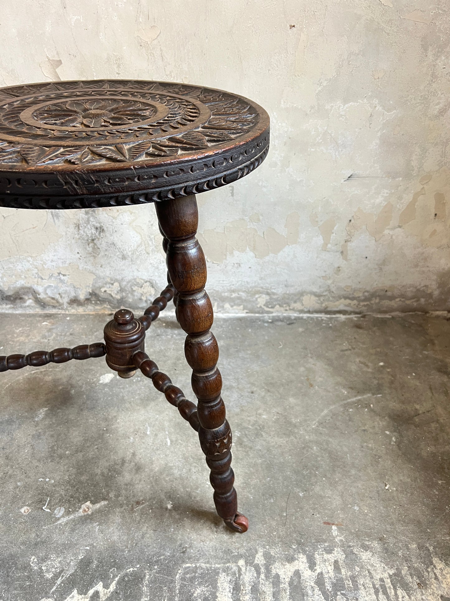 19thC Carved Oak Side Table with Bobbin Legs