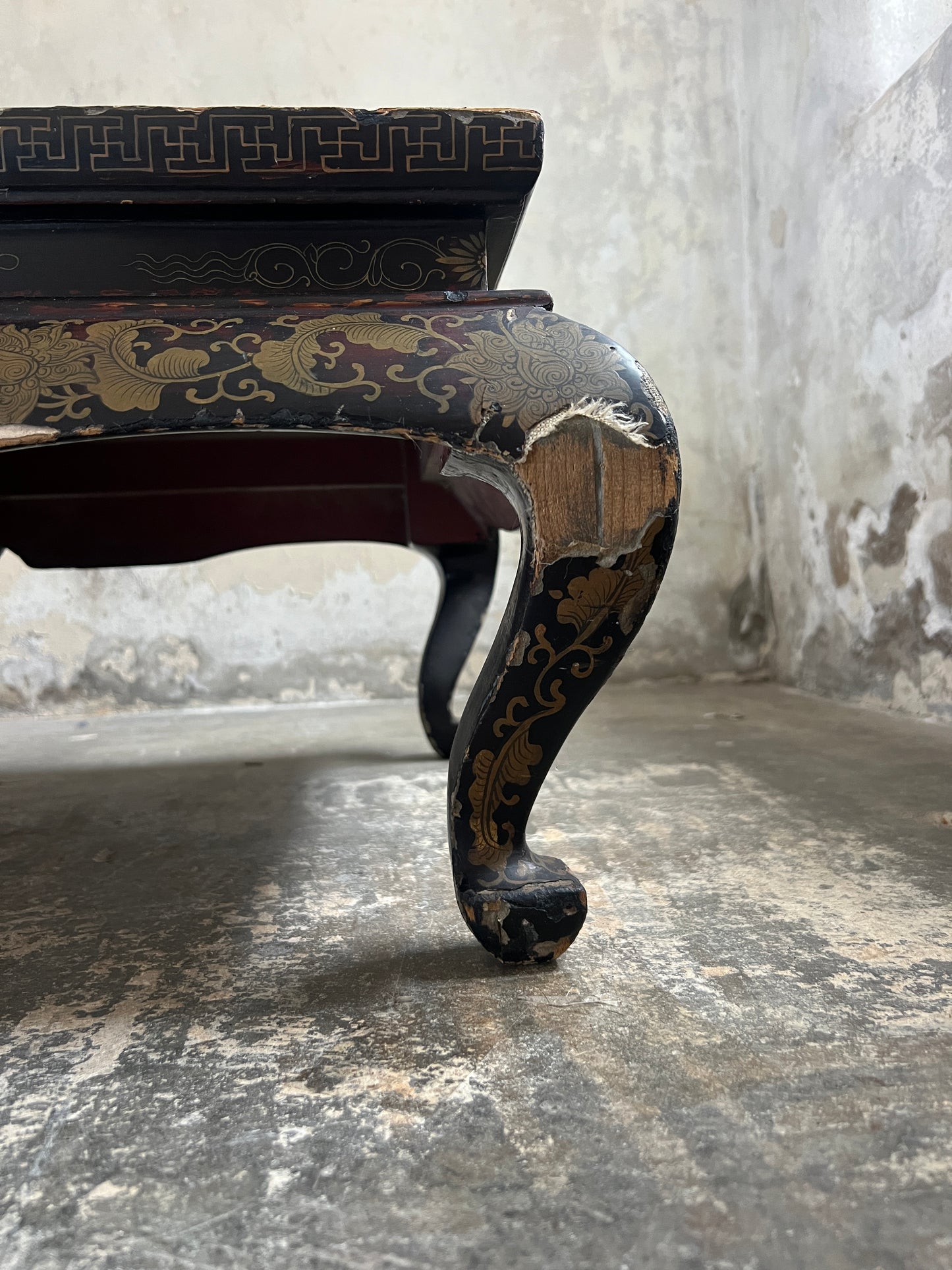 A Chinese Export Lacquered Coffee Table