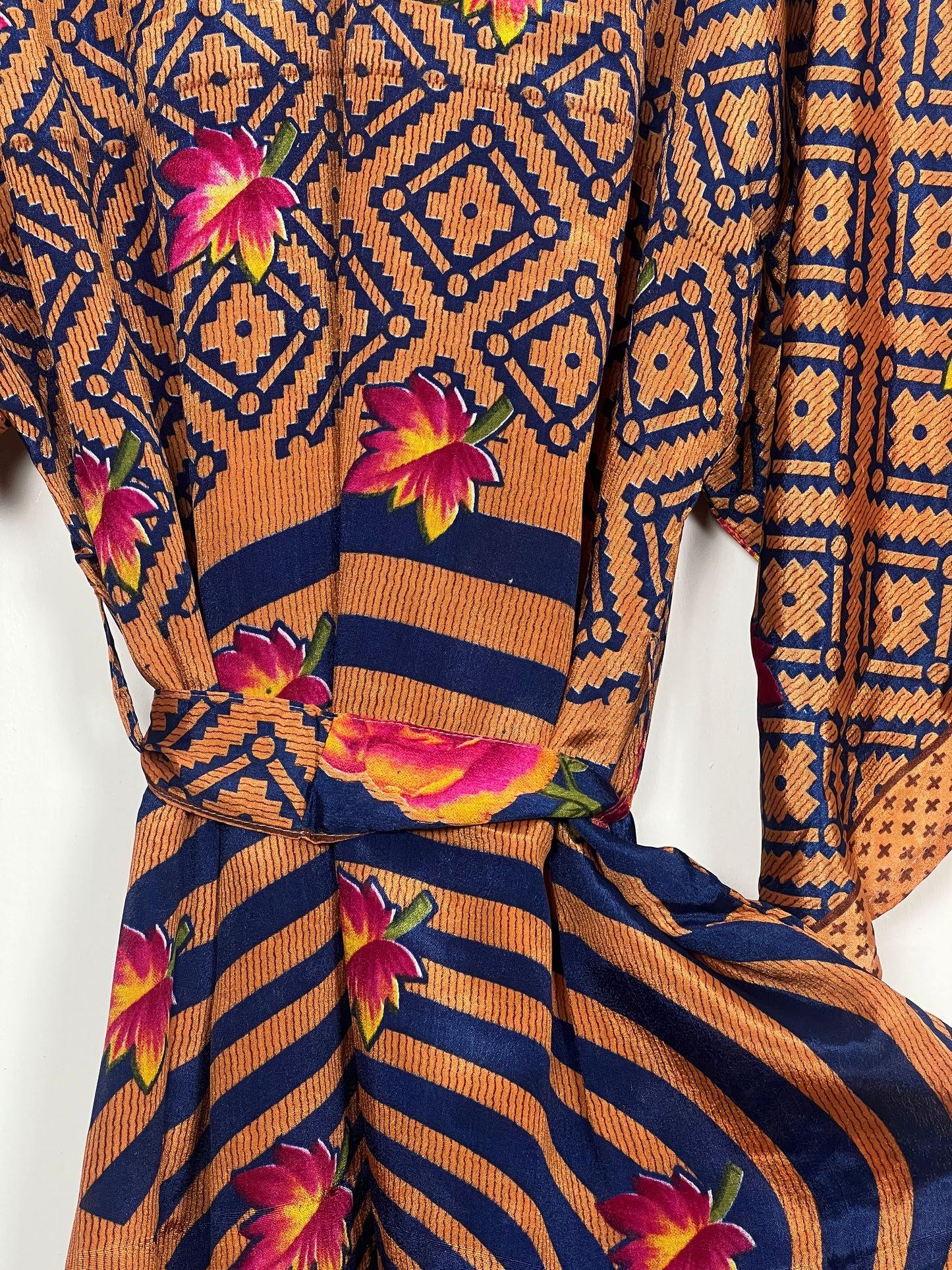 Vintage Saree Silk Kimono / Duster - Short