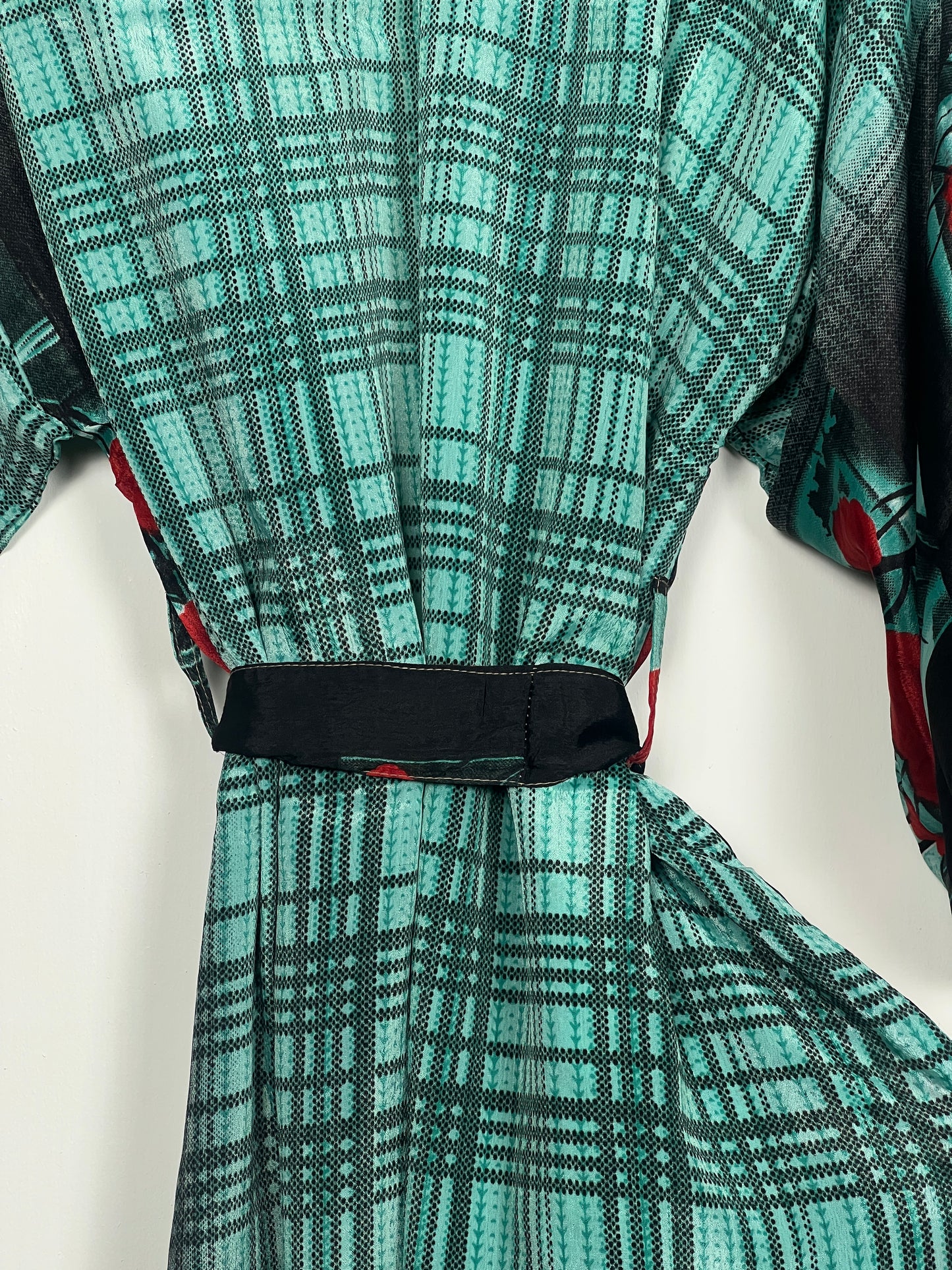 Vintage Saree Silk Kimono / Duster - Short