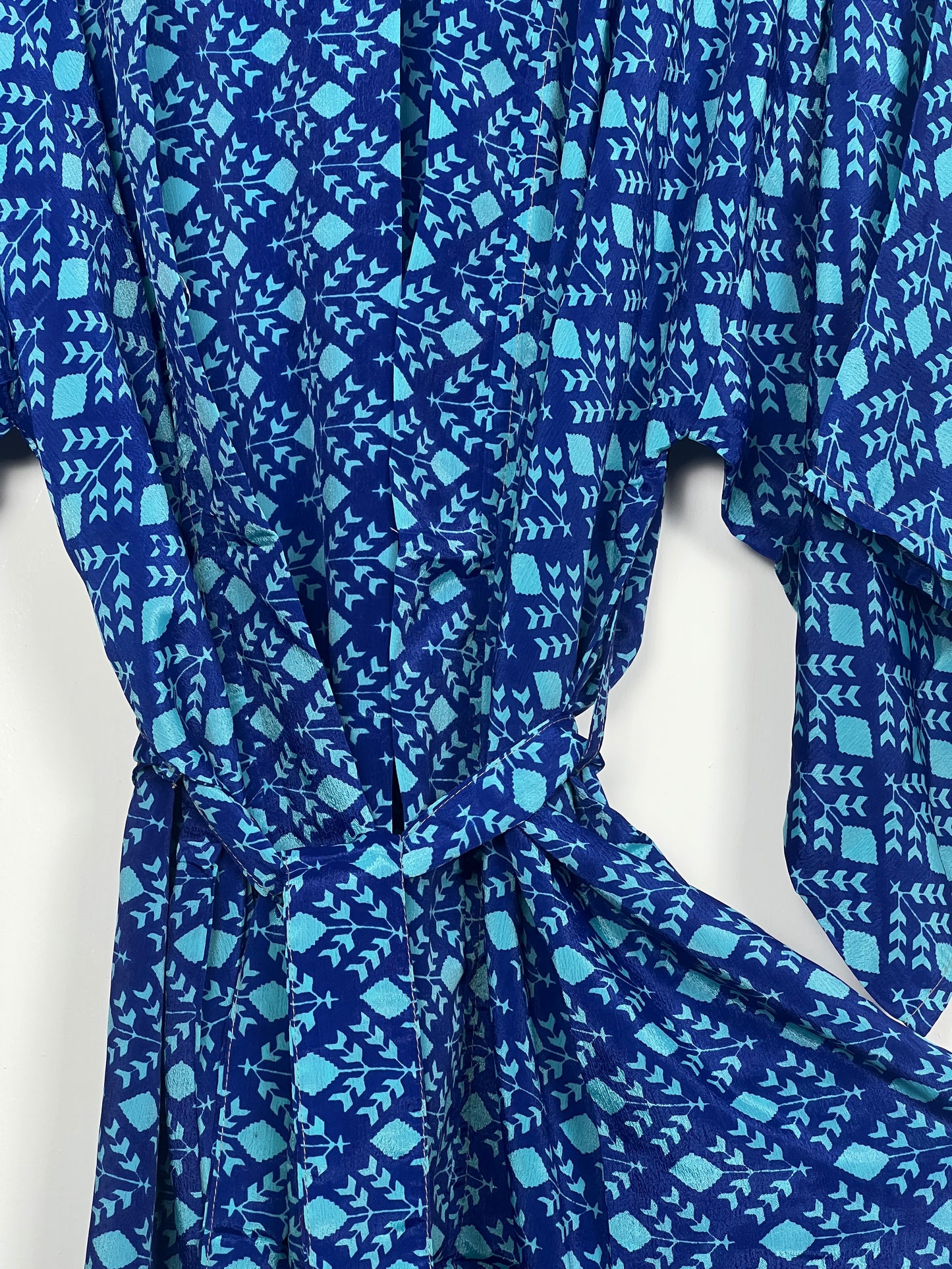 Vintage Saree Silk Kimono / Duster - Short