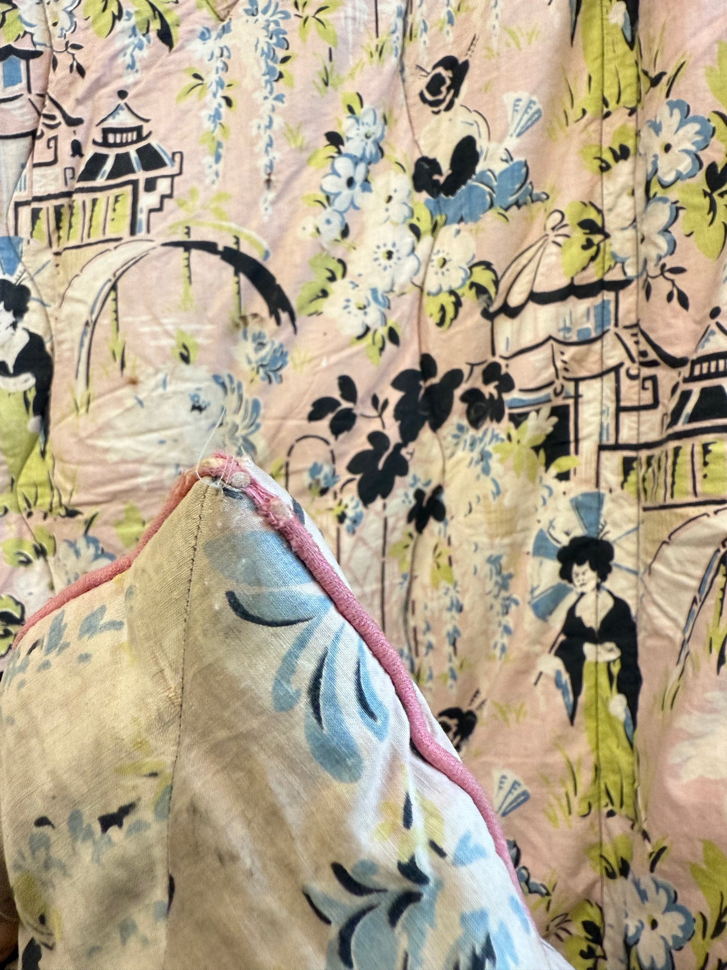 A 1930's Duck Feather Eiderdown - Rare Chinoiserie Pattern