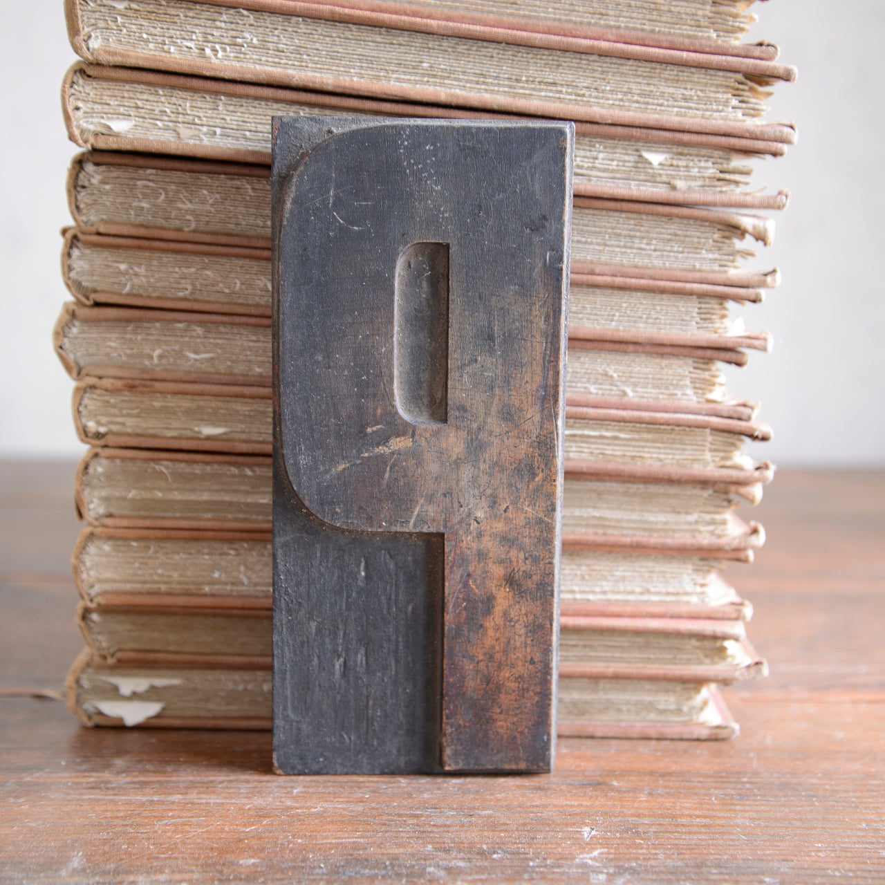 English 1920’s Wooden Letterpress Type - 17cm