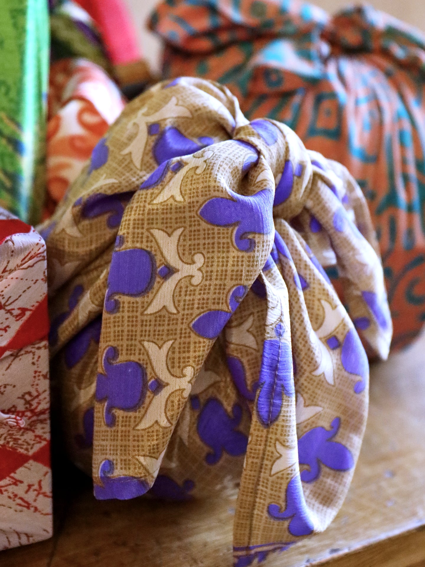 Set of 5 or 10 - Vintage Saree Silk Furoshiki 60cm Wrapping Cloths Squares Scarfs