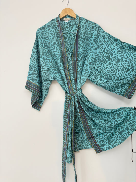 Vintage Saree Silk Kimono / Duster - Short