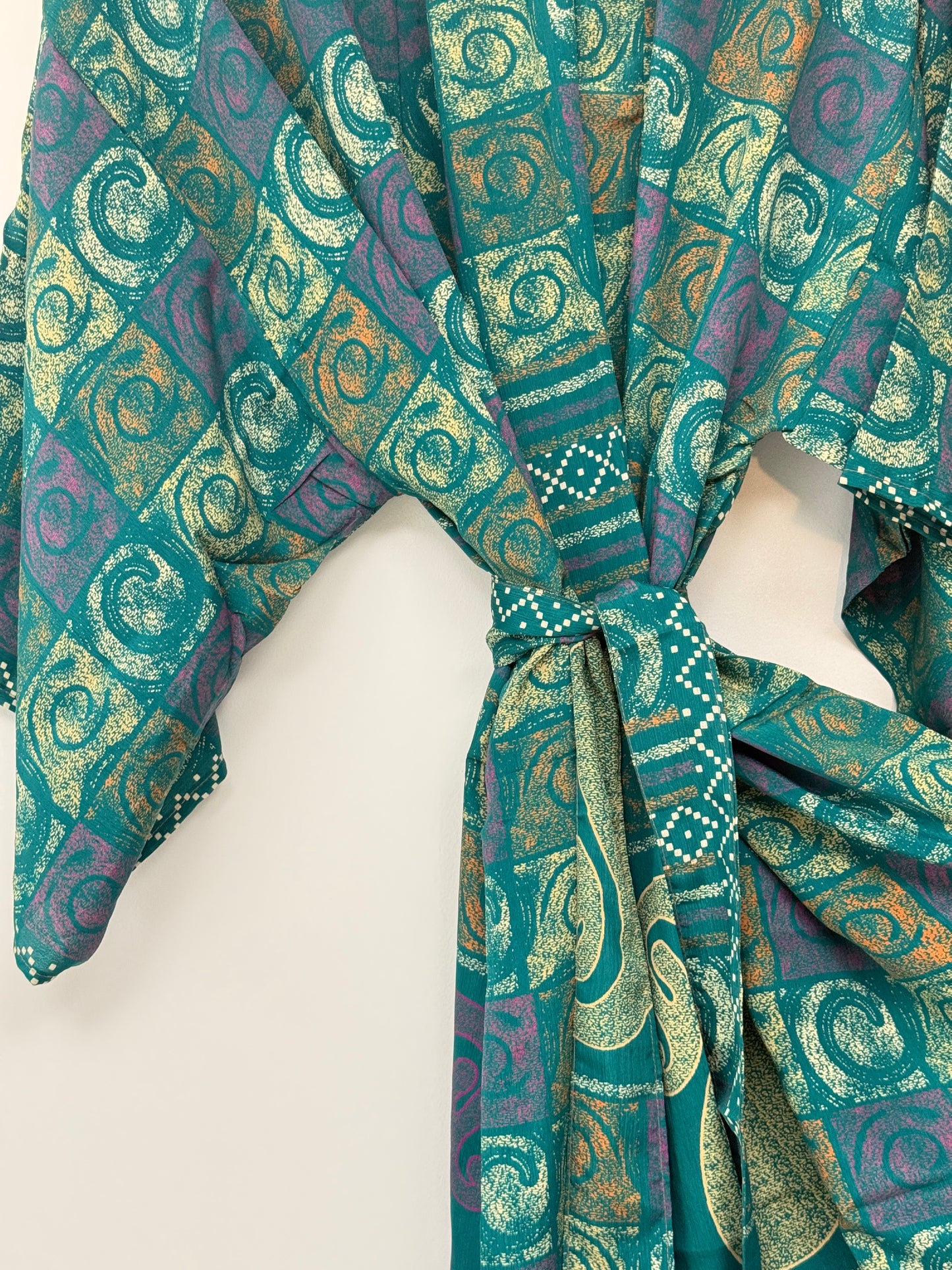 Vintage Saree Silk Kimono / Duster - Short