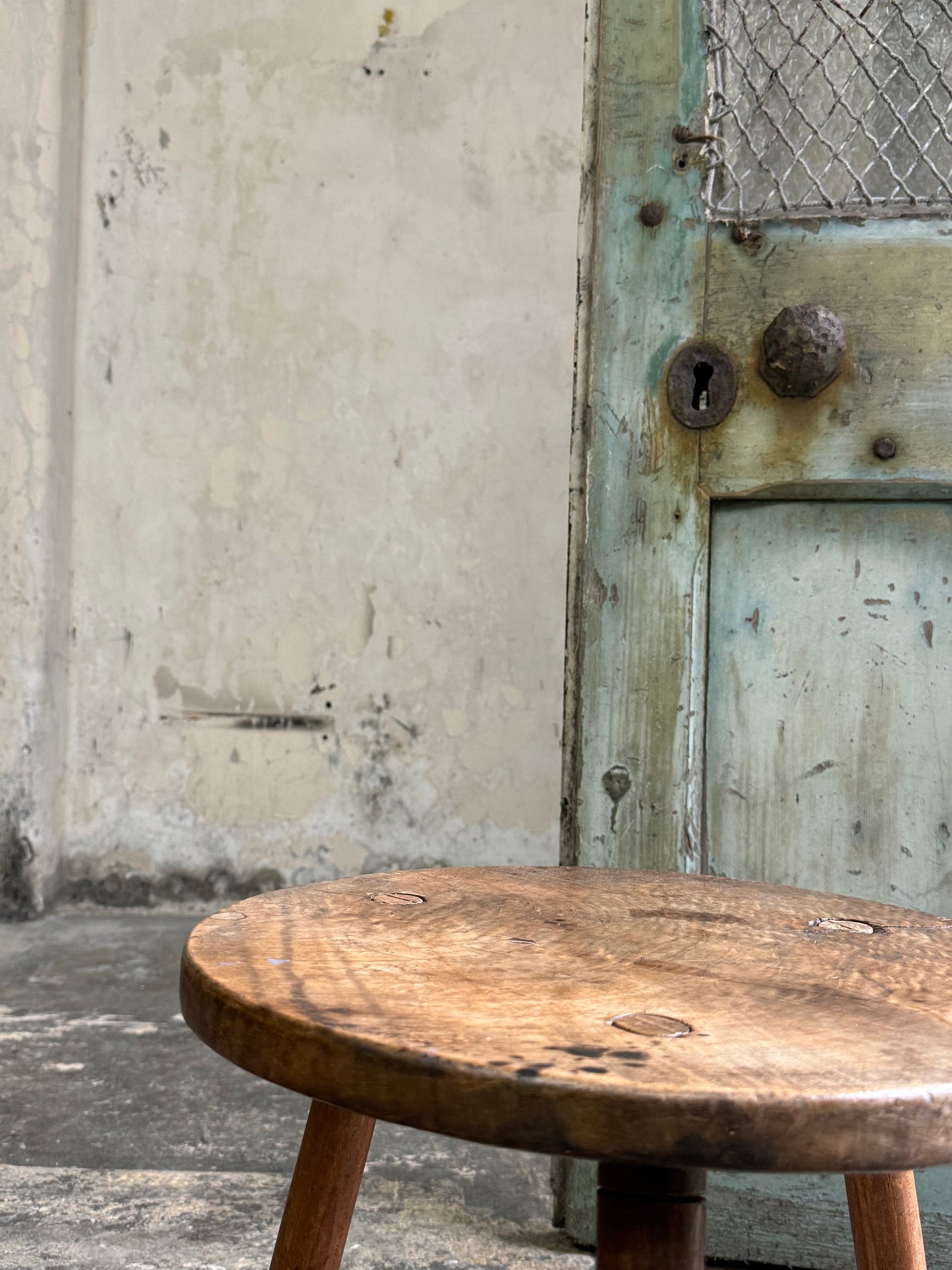 A 19thC Three Leg Stool / Table - Round Sycamore Top