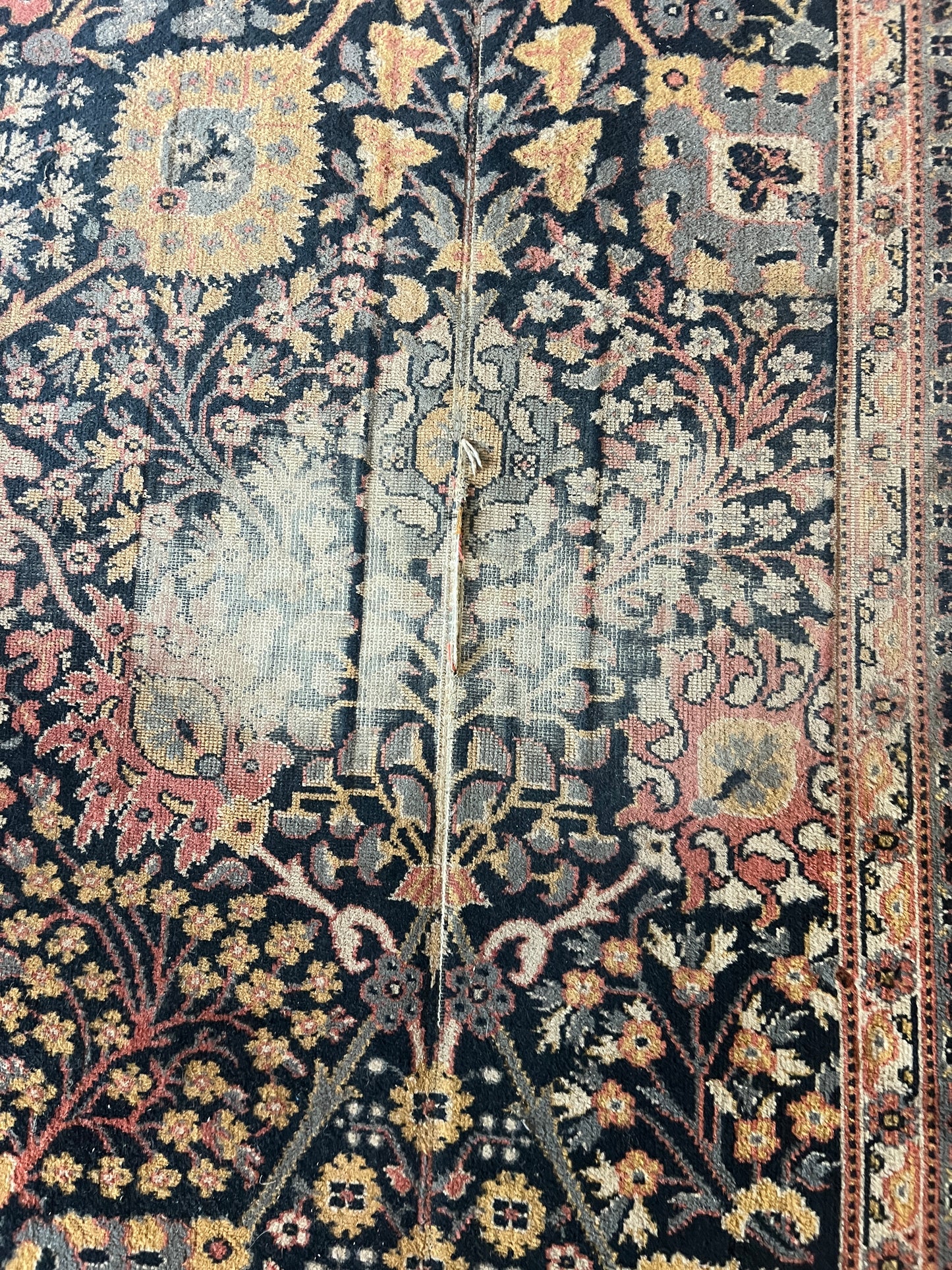 Large Rug - Turkish Hereke Design - 4.5m by 3.4m - Ex Shop Rug