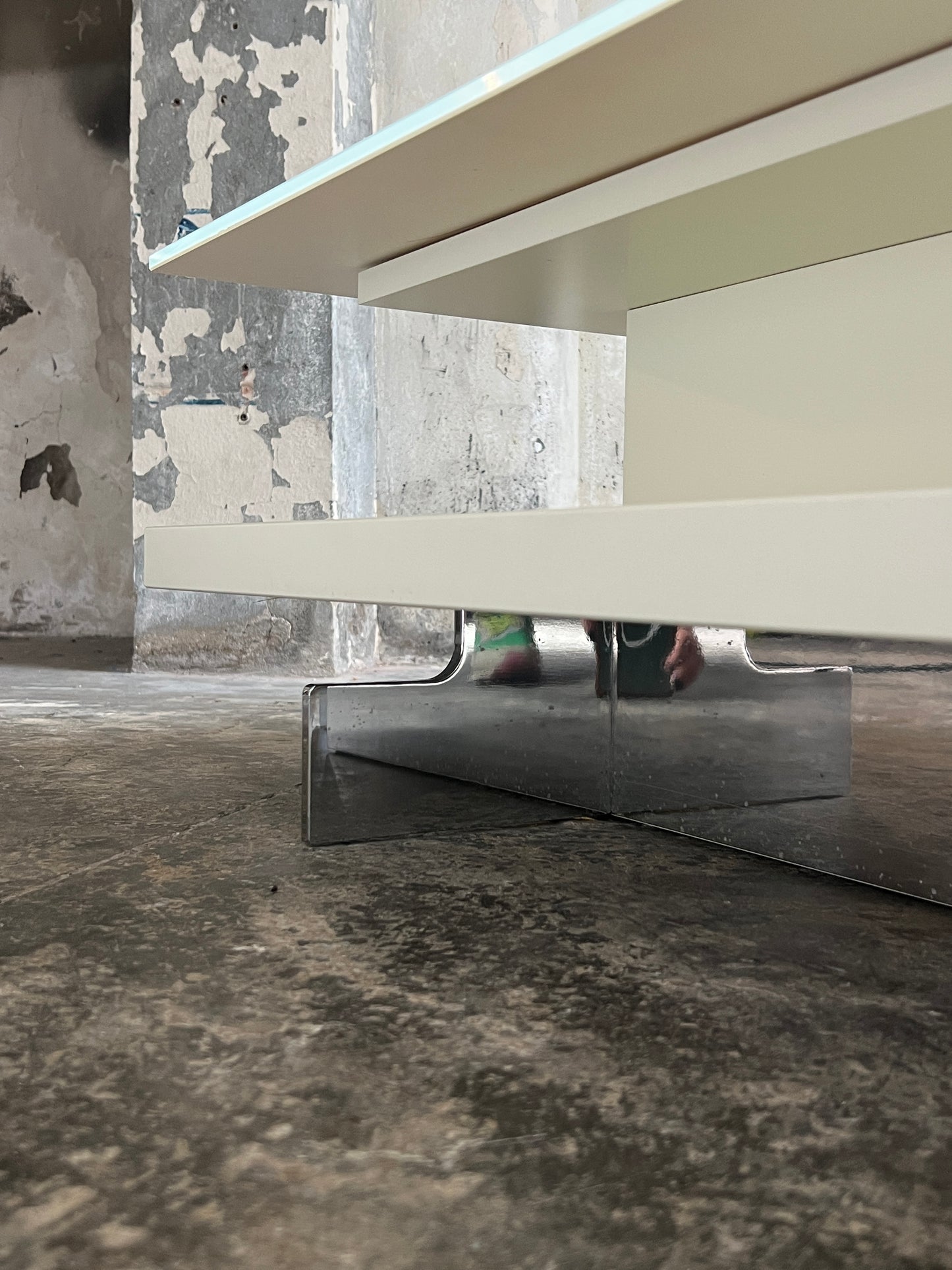 A Hulsta CT 90 Coffee Table