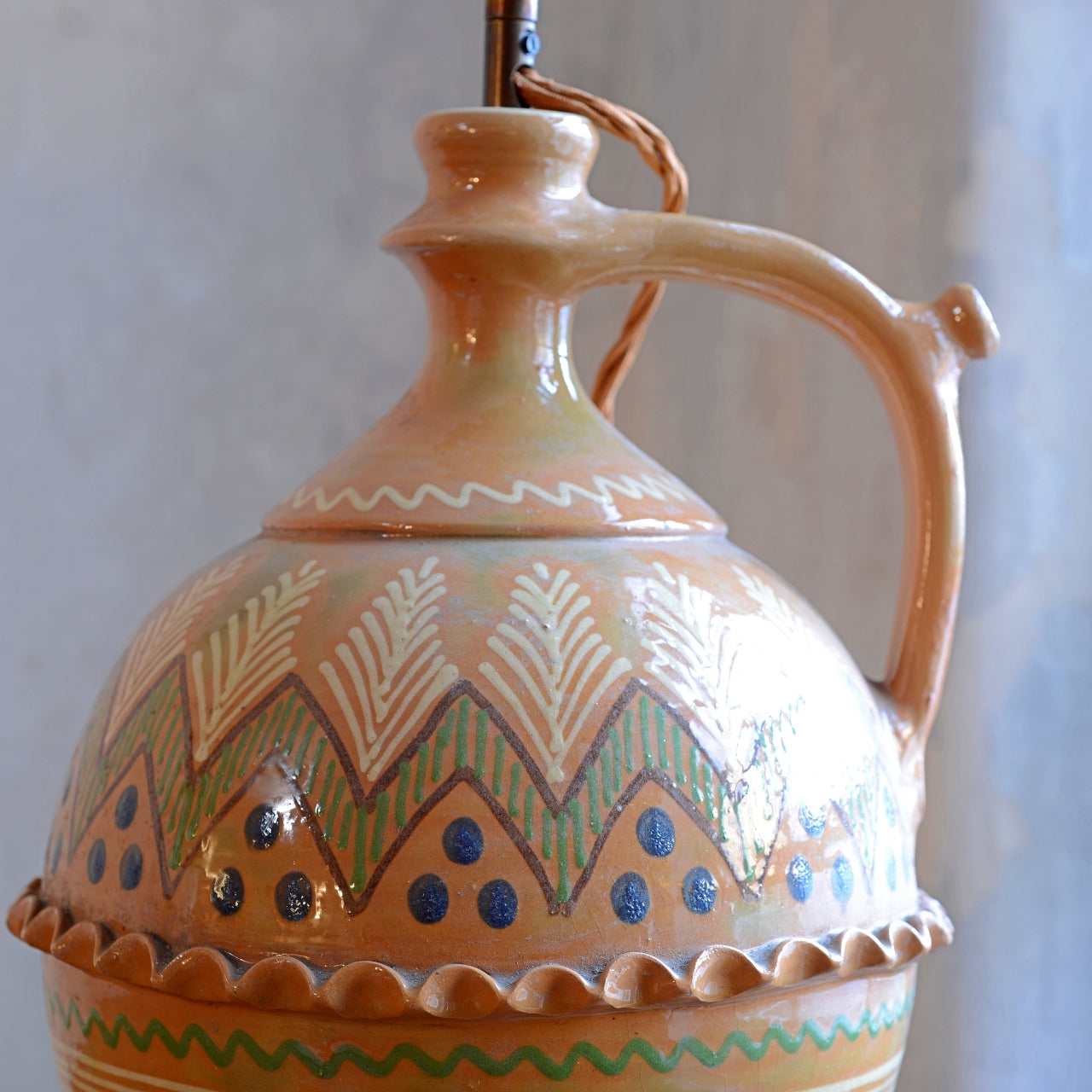 European Folk Art Pottery Table Lamp