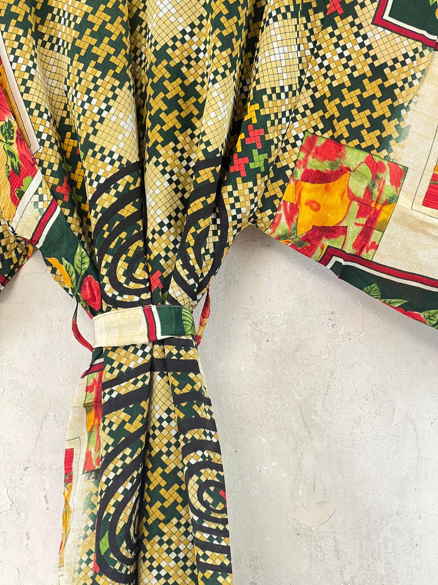 Vintage Saree Silk Kimono / Duster - Short