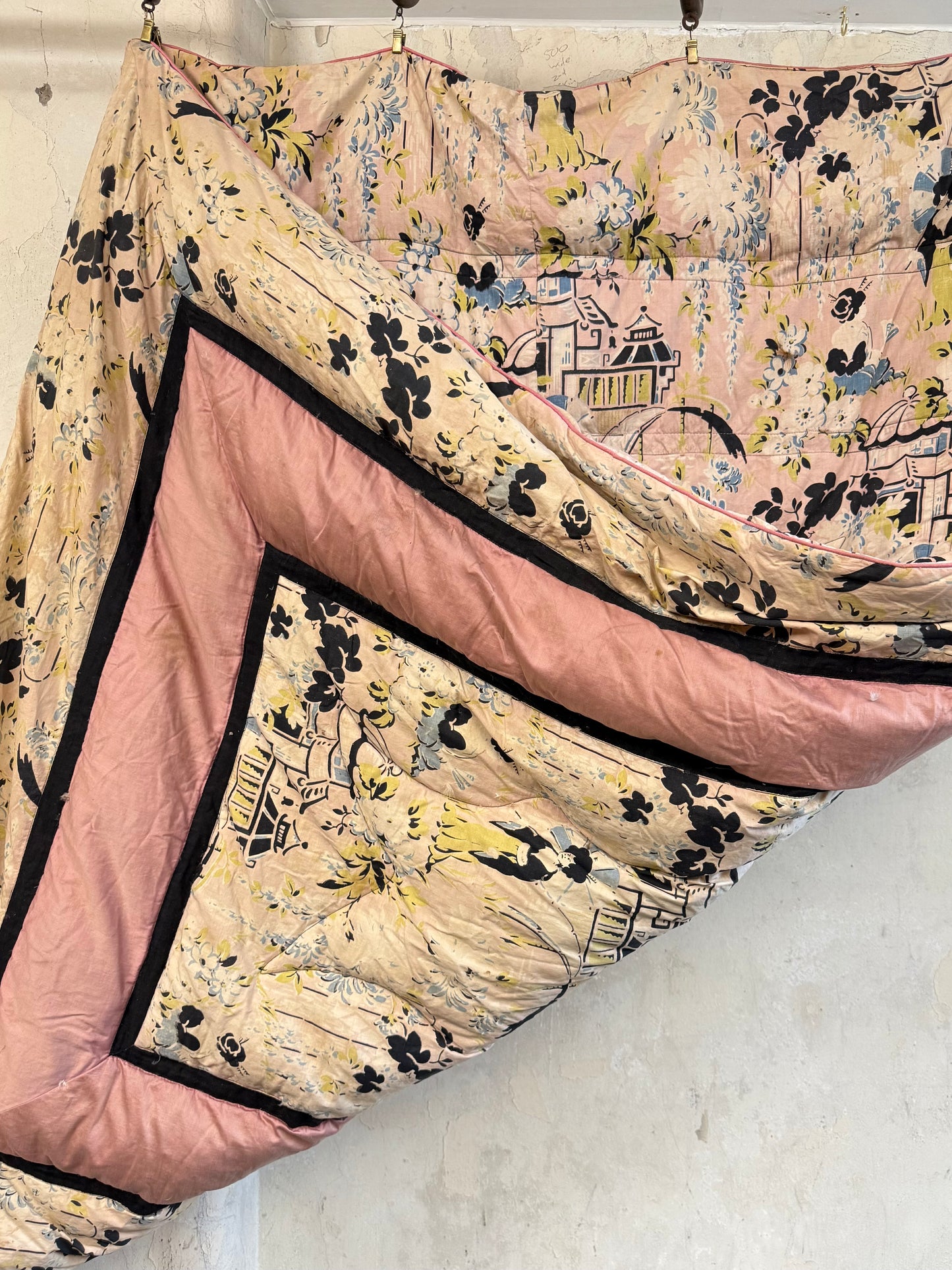 A 1930's Duck Feather Eiderdown - Rare Chinoiserie Pattern