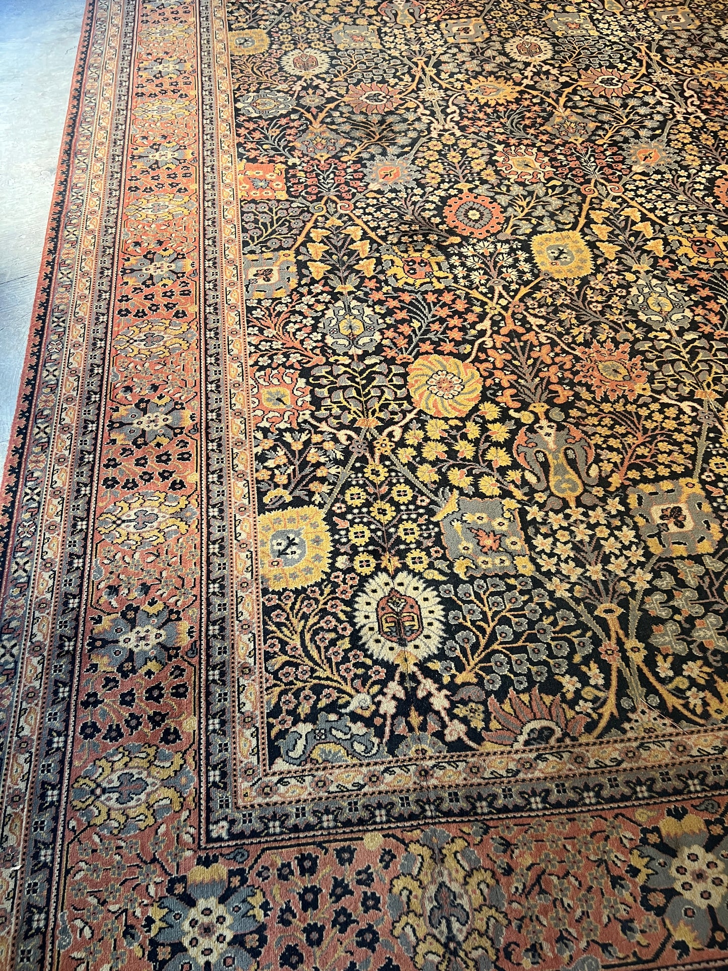 Large Rug - Turkish Hereke Design - 4.5m by 3.4m - Ex Shop Rug
