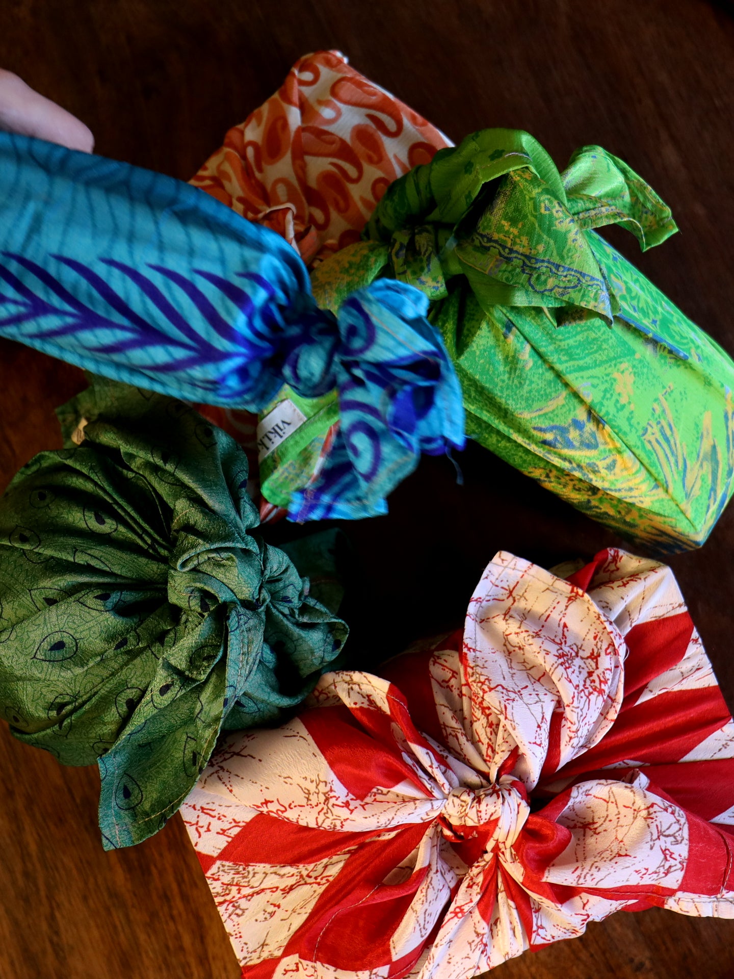 Set of 5 or 10 - Vintage Saree Silk Furoshiki 60cm Wrapping Cloths Squares Scarfs