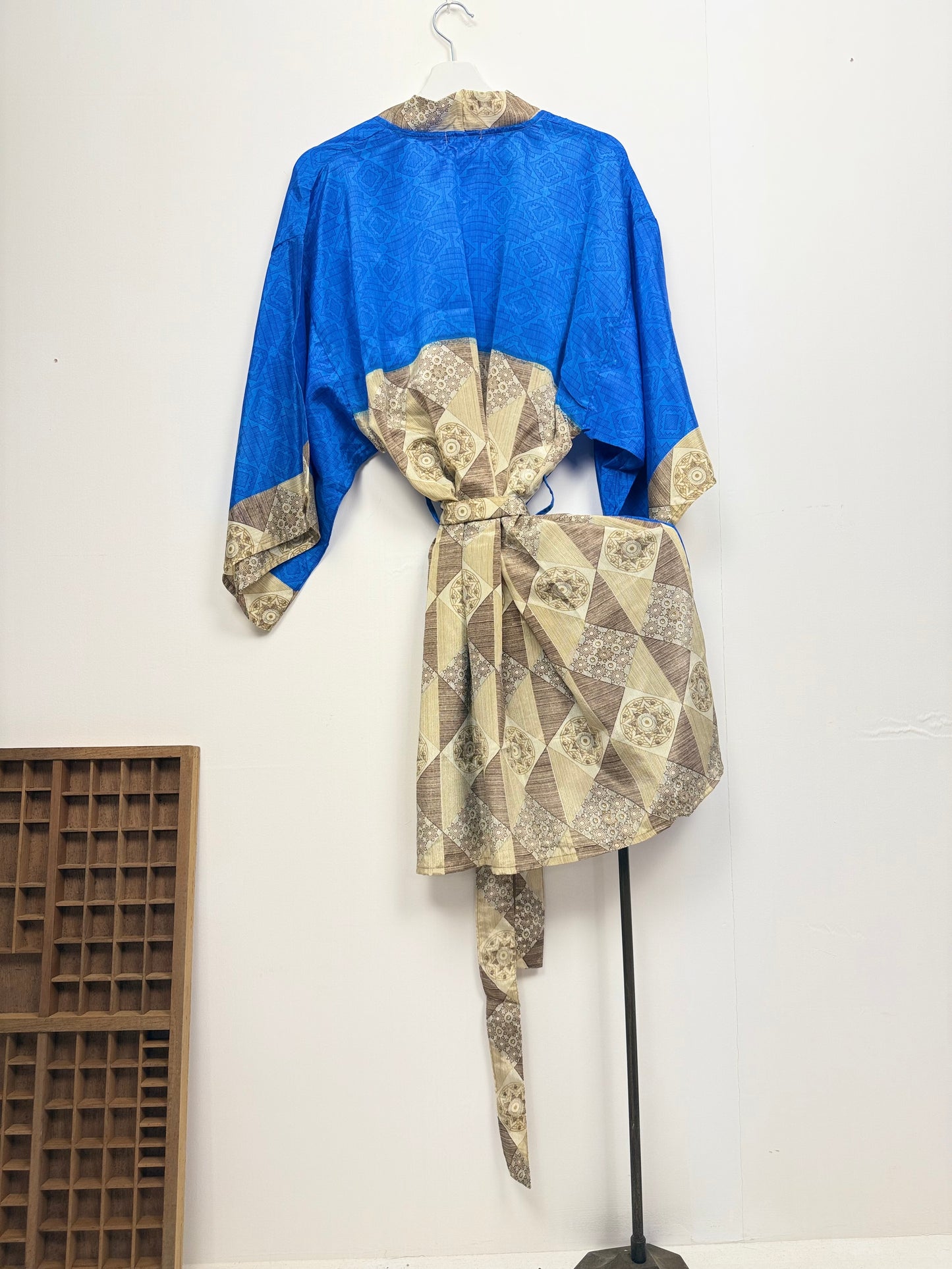 Vintage Saree Silk Kimono / Duster - Short