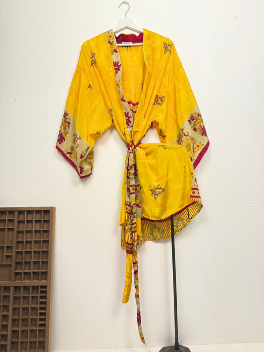 Vintage Saree Silk Kimono / Duster - Short