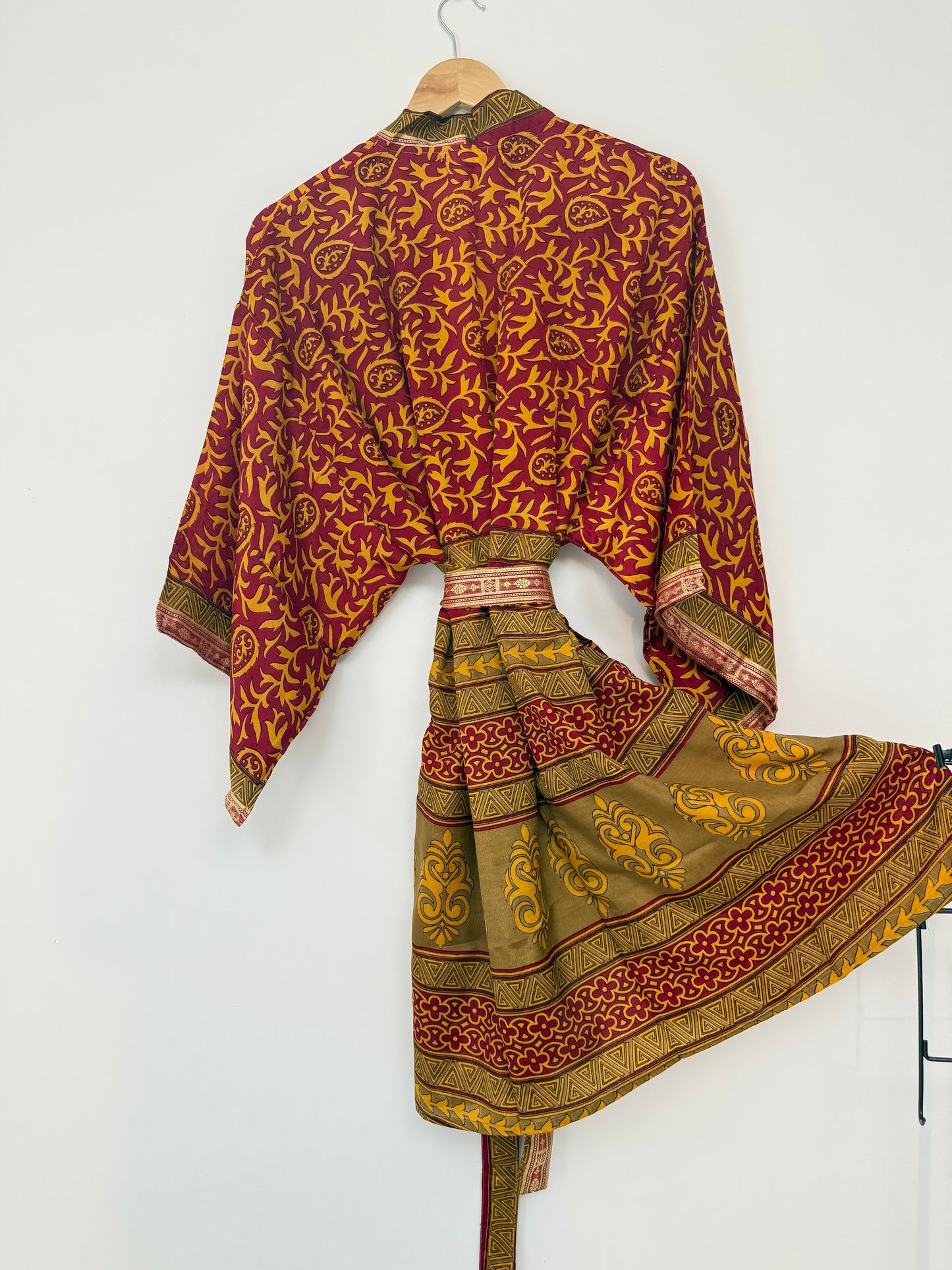 Vintage Saree Silk Kimono / Duster - Short