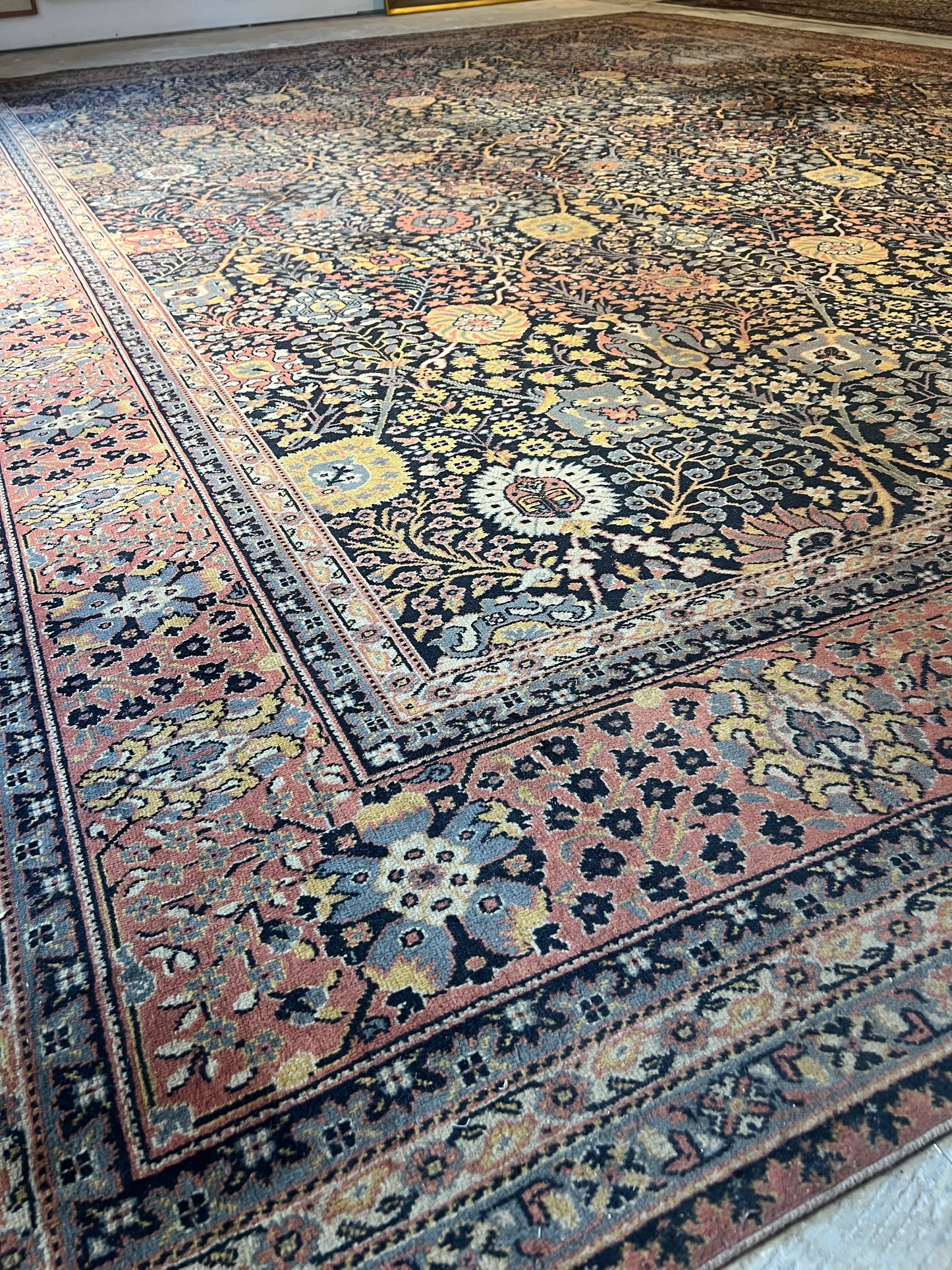 Large Rug - Turkish Hereke Design - 4.5m by 3.4m - Ex Shop Rug