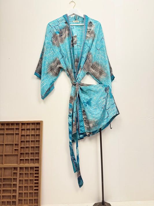 Vintage Saree Silk Kimono / Duster - Short