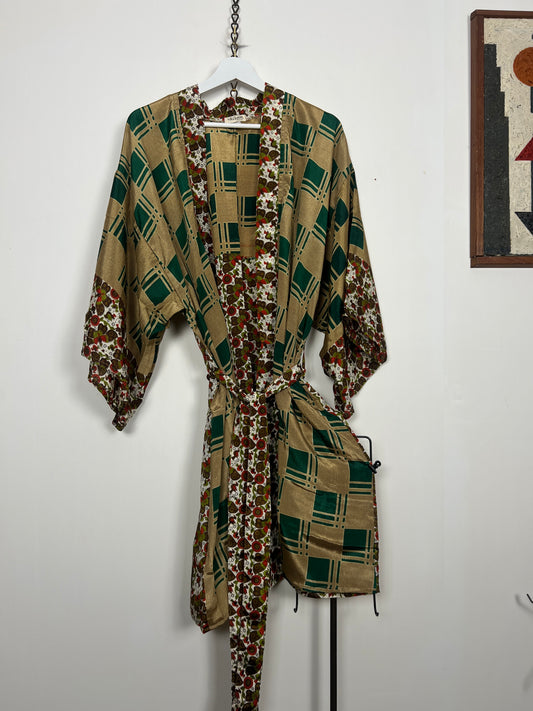 Vintage Saree Silk Kimono / Duster - Short