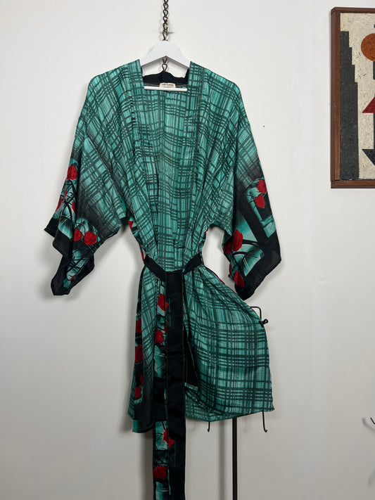 Vintage Saree Silk Kimono / Duster - Short