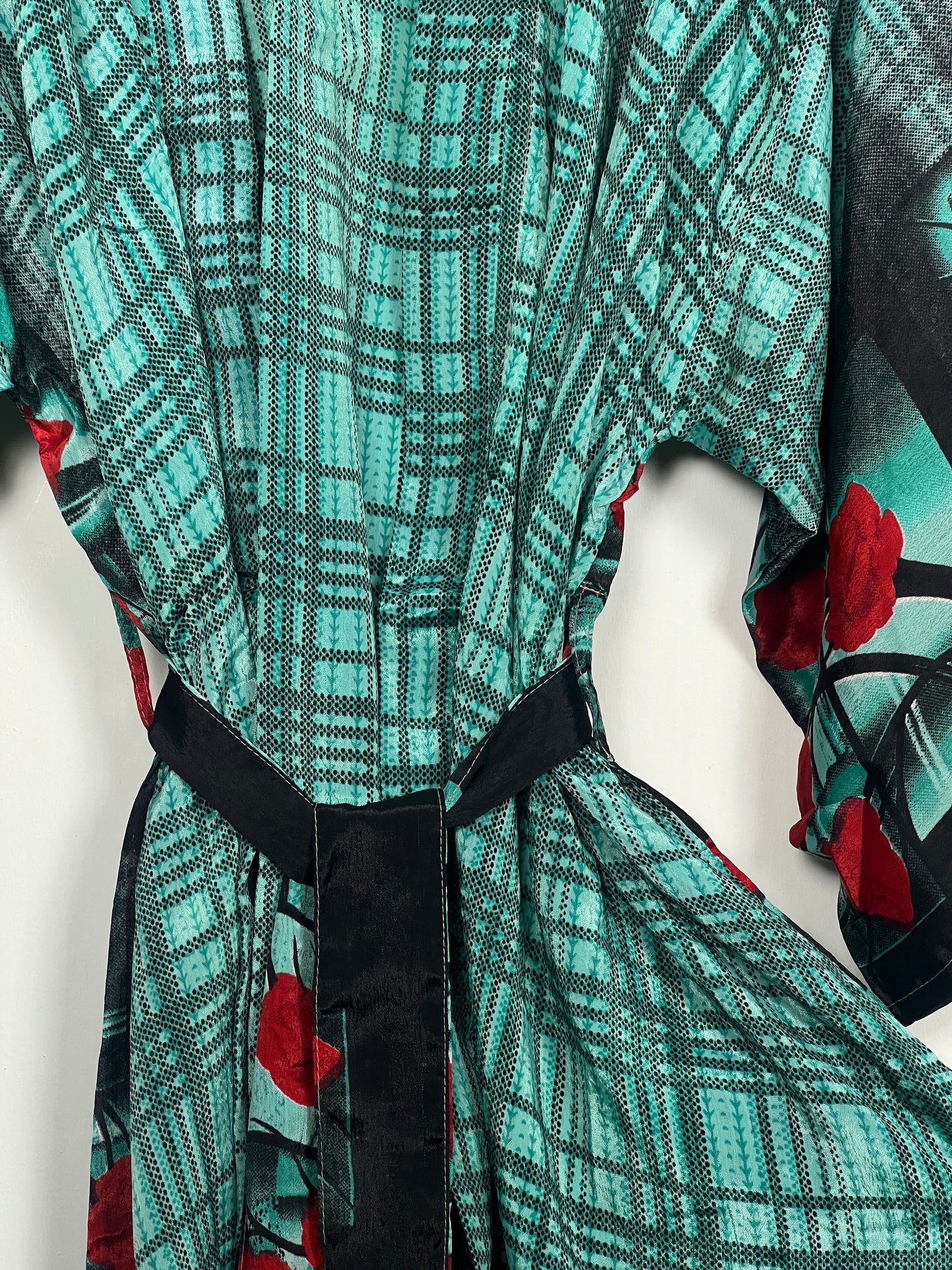 Vintage Saree Silk Kimono / Duster - Short