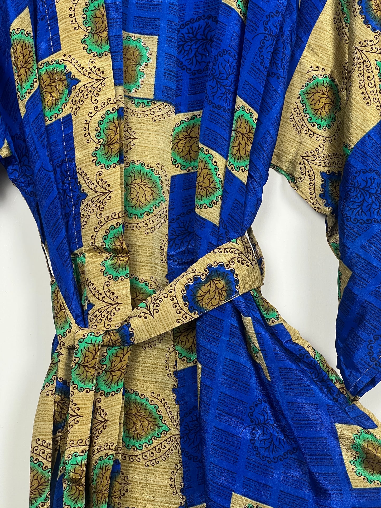 Vintage Saree Silk Kimono / Duster - Short